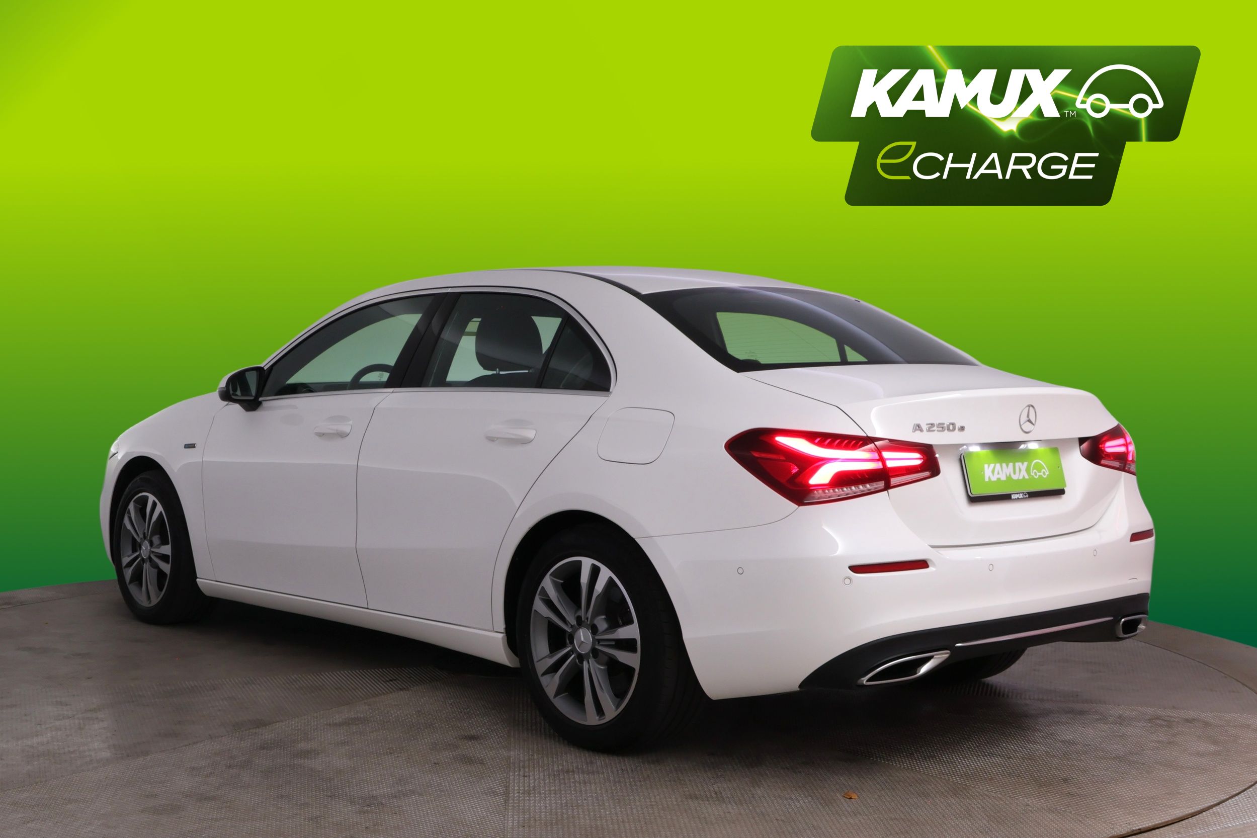 Mercedes-Benz A 250 e Sedan 2020, kuva 4/27
