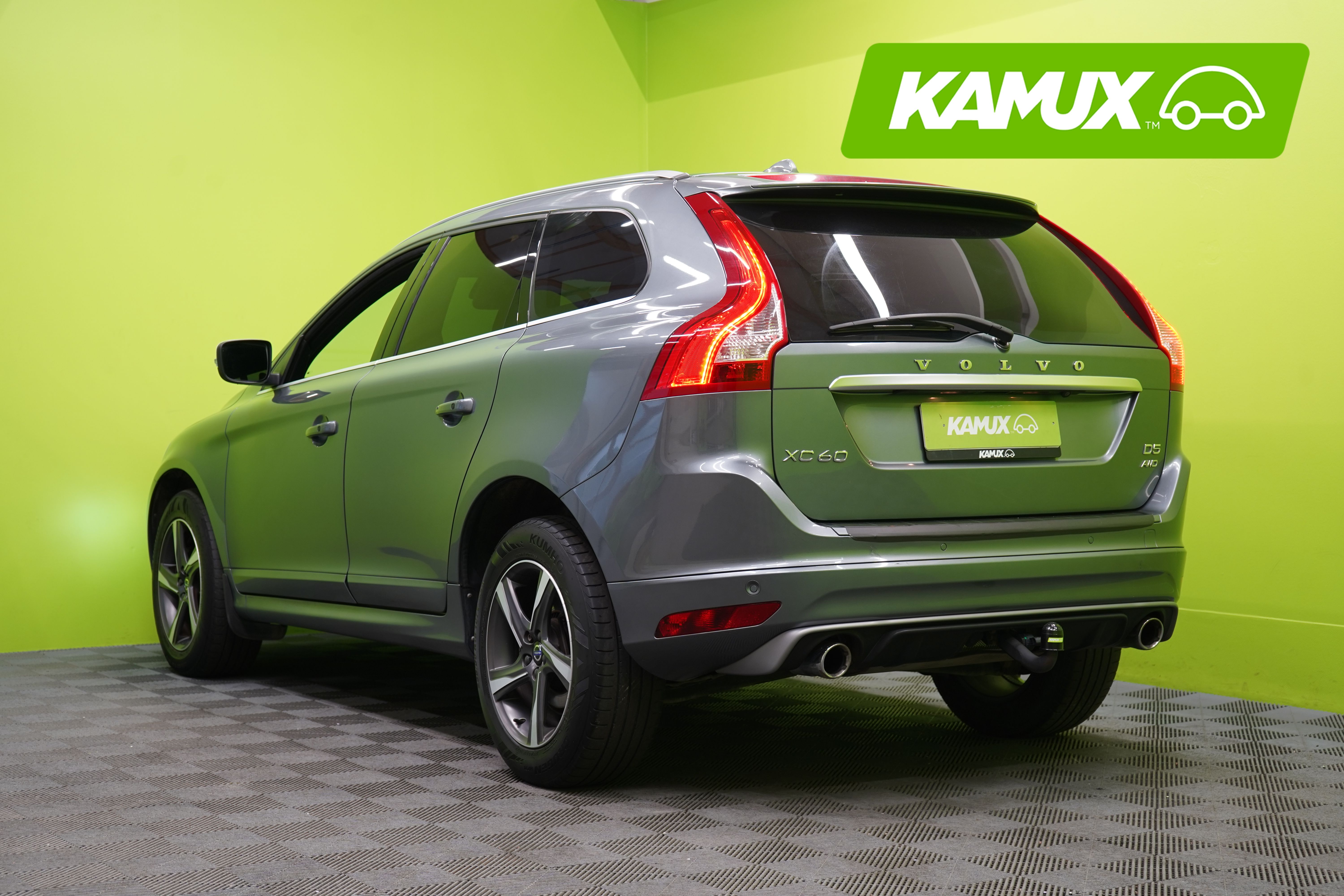Volvo XC60 D5 AWD Business R-Design aut 2016, photo 4/32