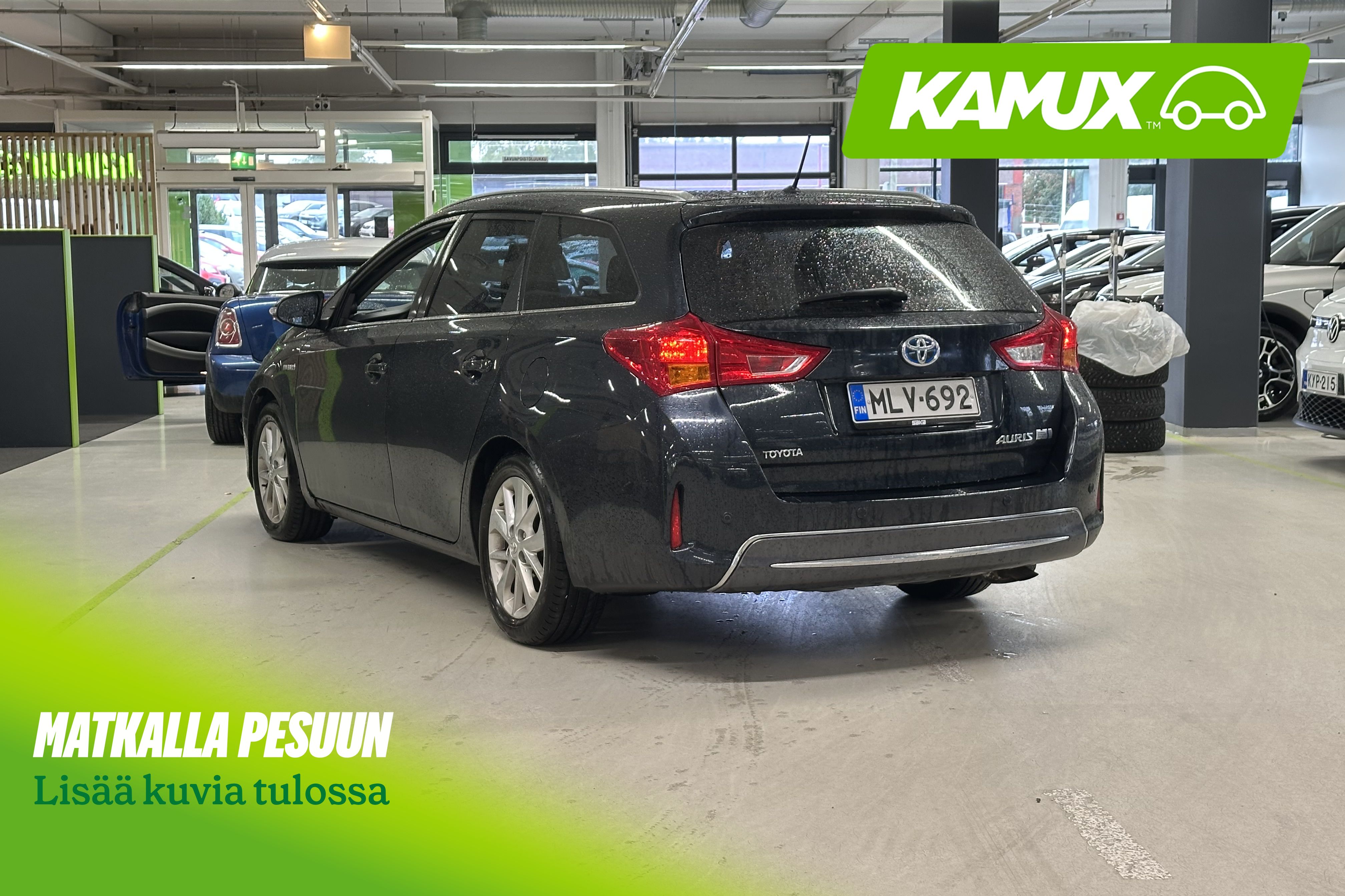 Toyota Auris 2014, photo 2/4