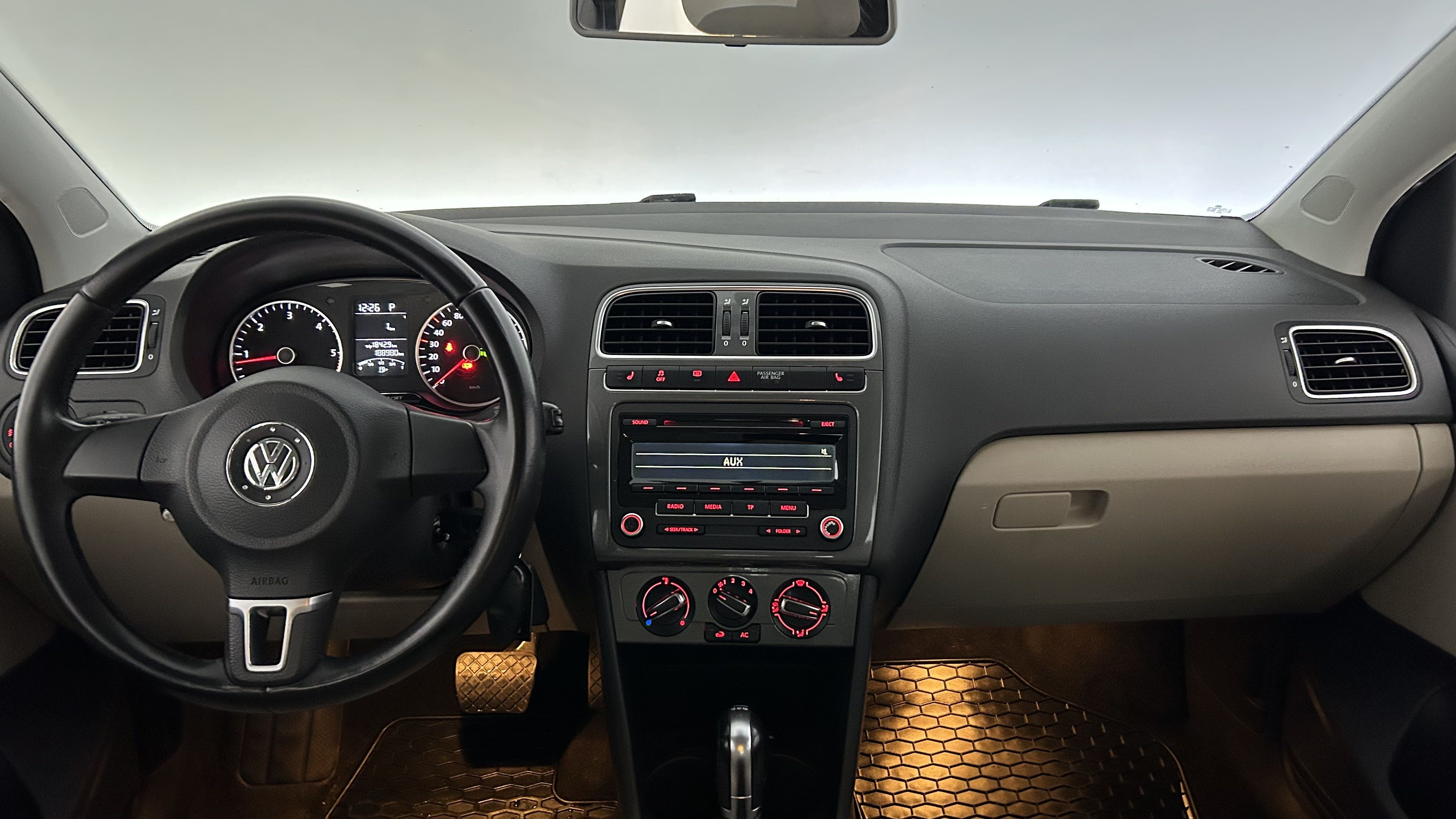 Volkswagen Polo 2013, kuva 7/20