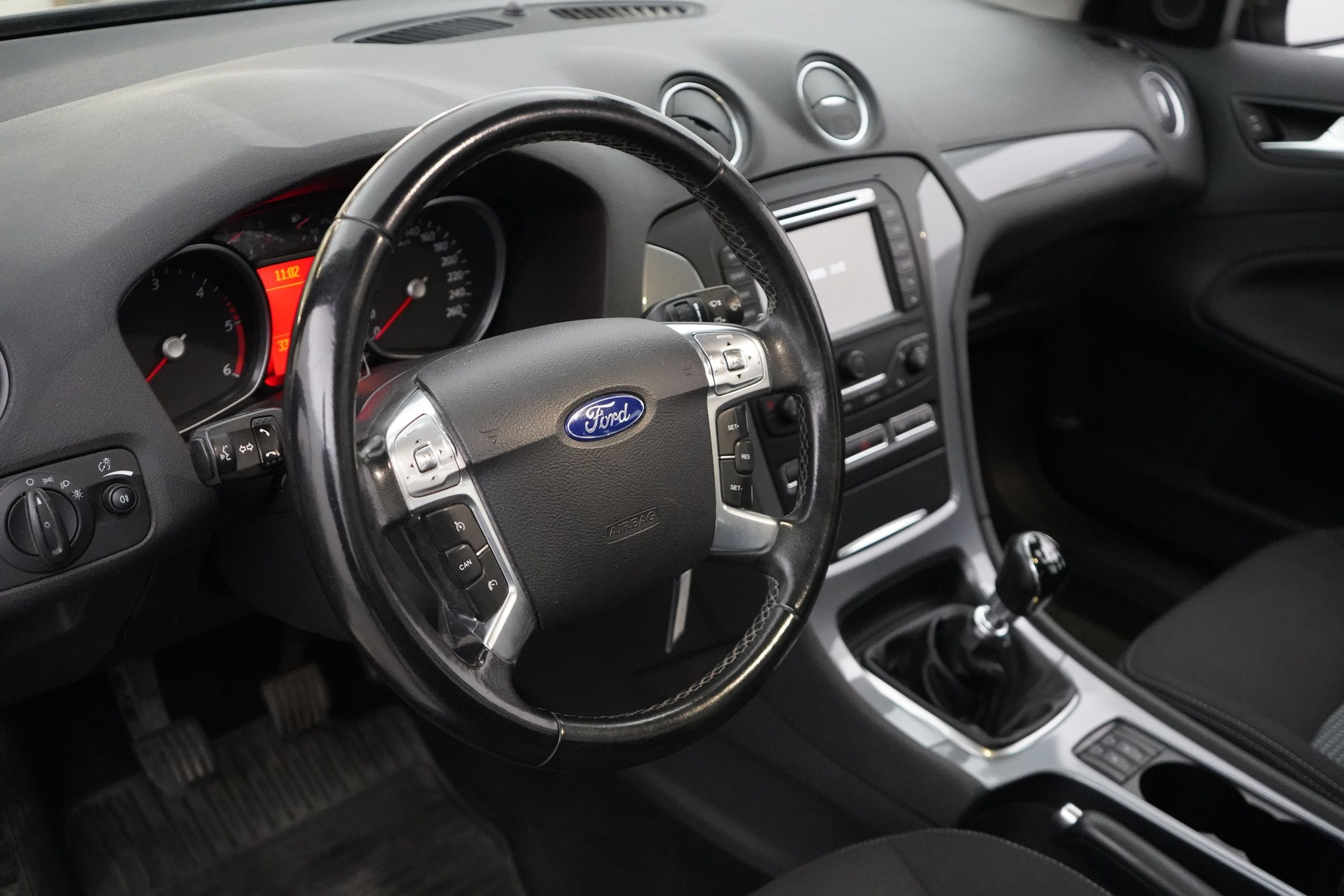 Ford Mondeo 2013, kuva 7/25