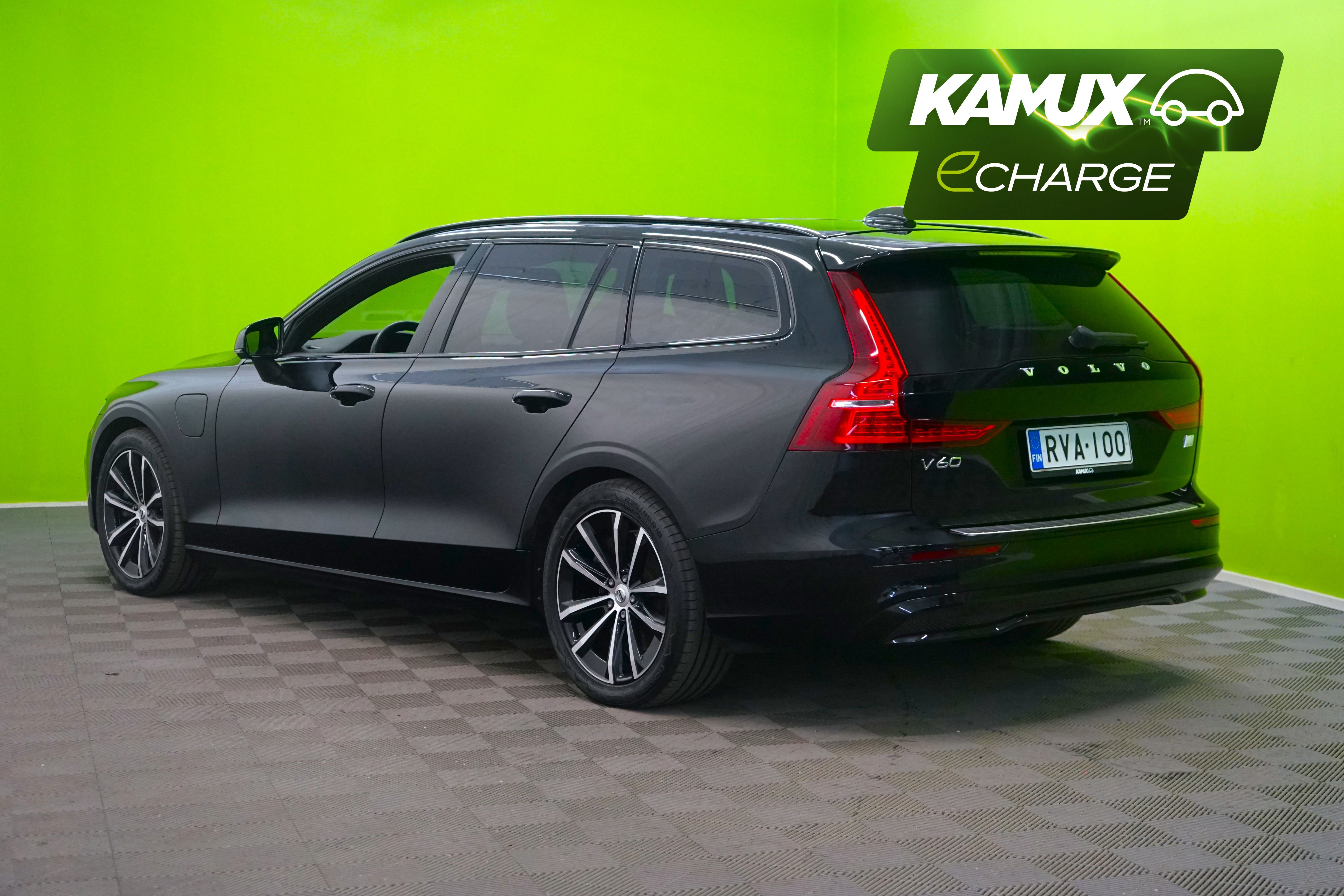 Volvo V60 2023, photo 4/32
