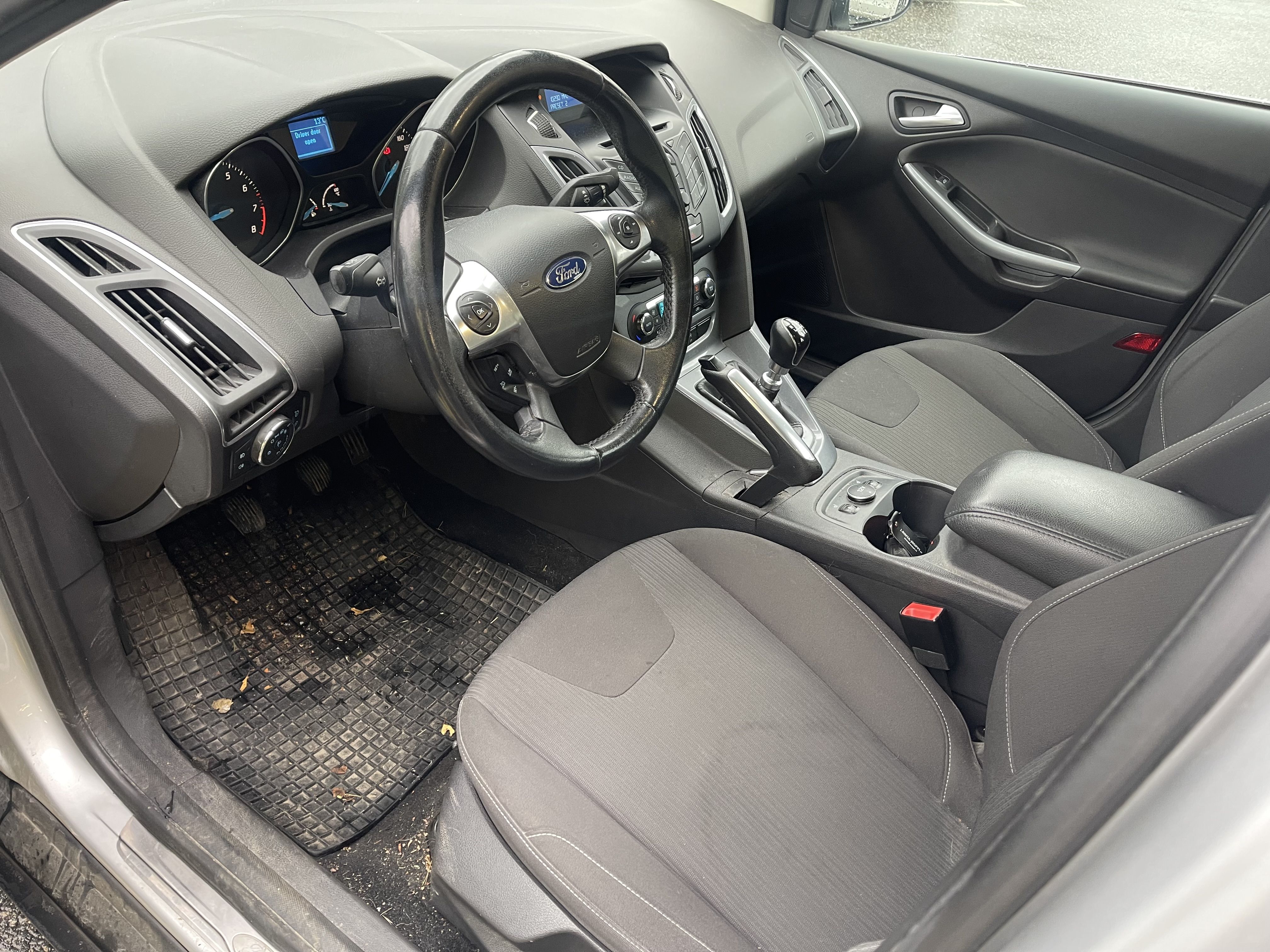 Ford Focus 2012, kuva 4/6