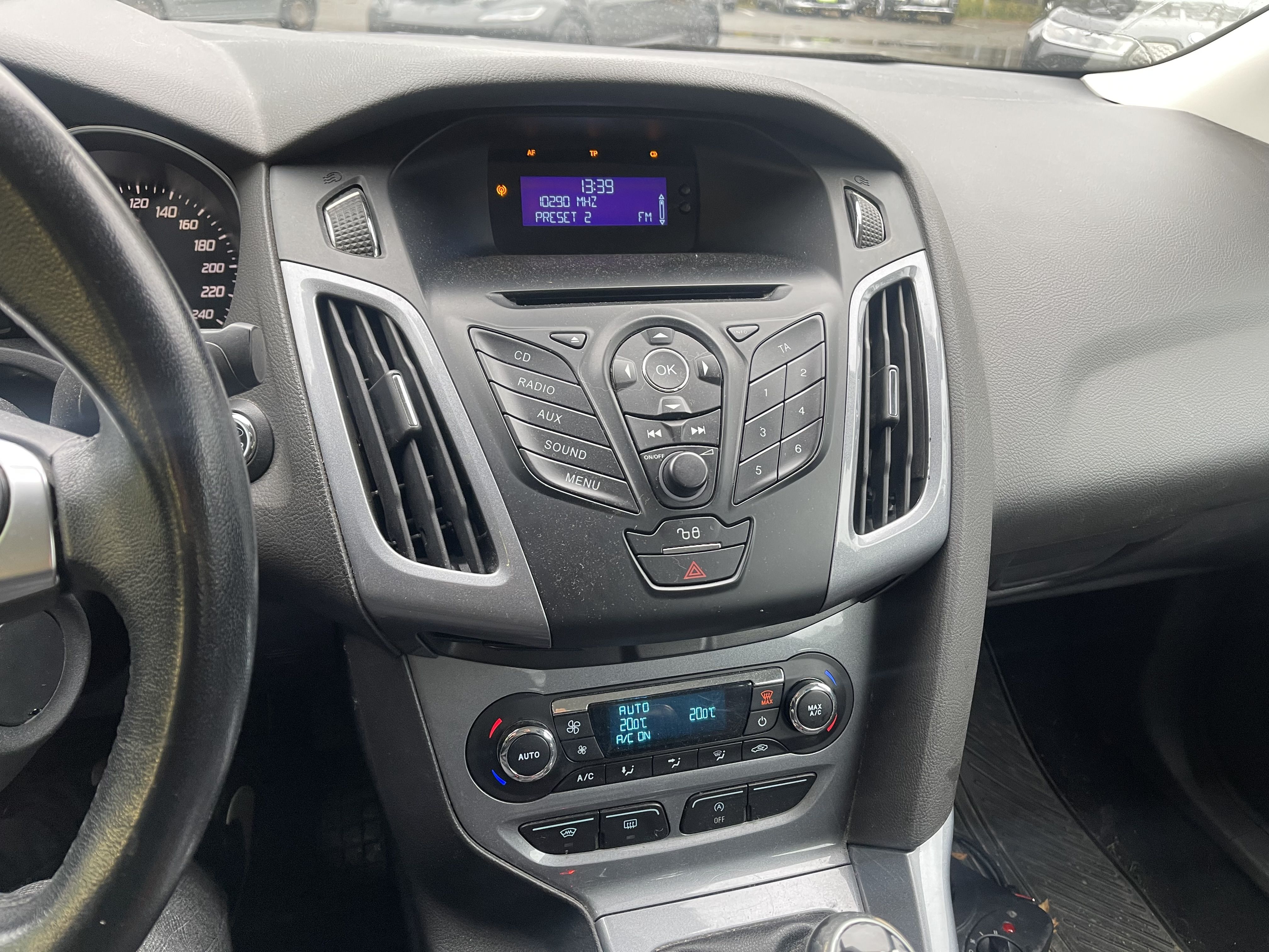 Ford Focus 2012, kuva 5/6