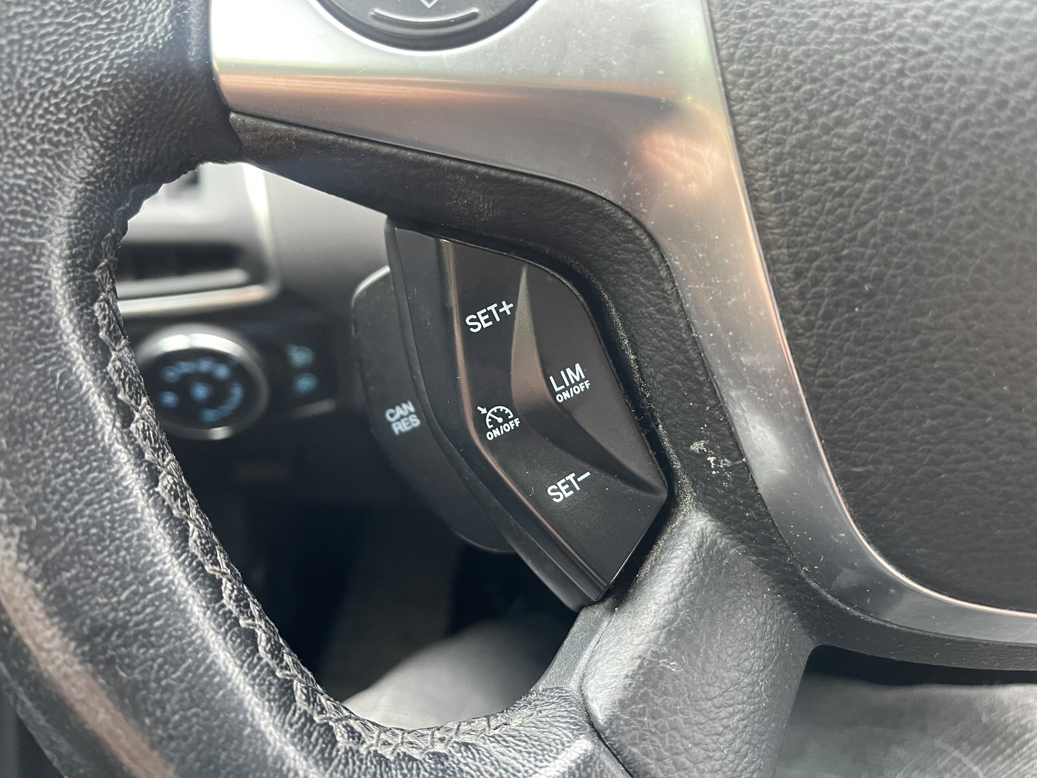 Ford Focus 2012, kuva 6/6