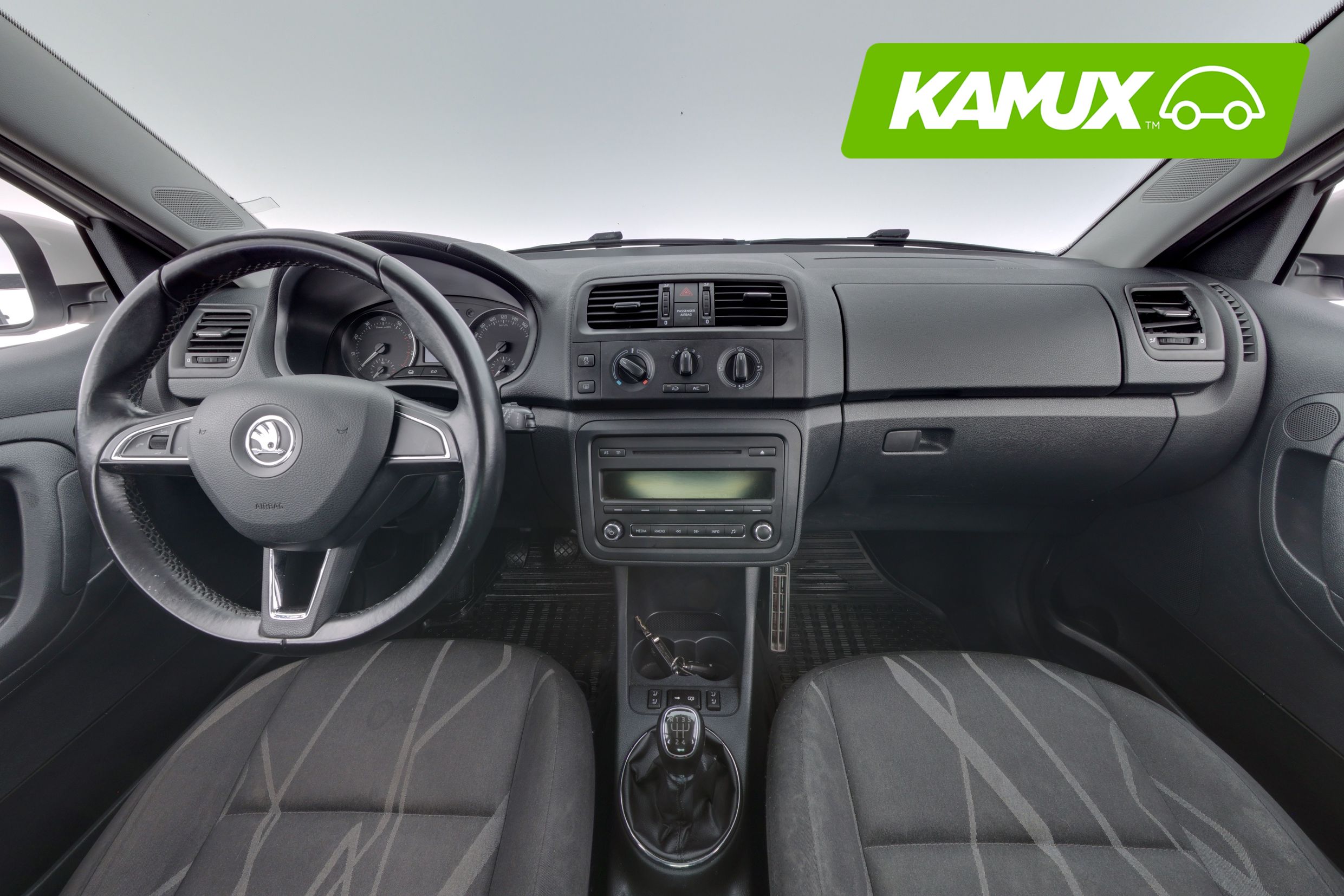 Skoda Fabia 1,2 TSI 85 Fresh 2015, kuva 7/16