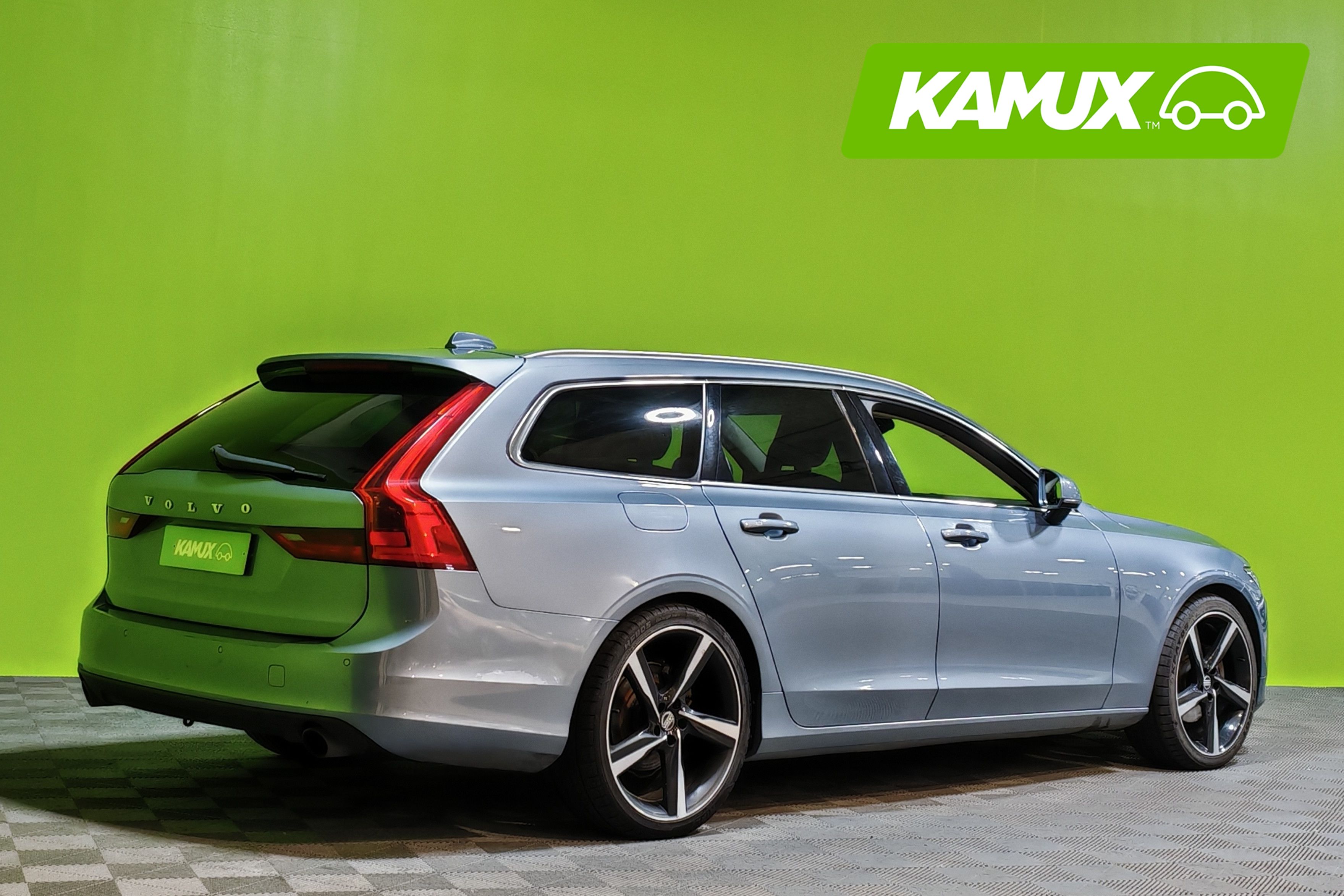 Volvo V90 D4 Momentum Taksi aut 2017, kuva 2/25