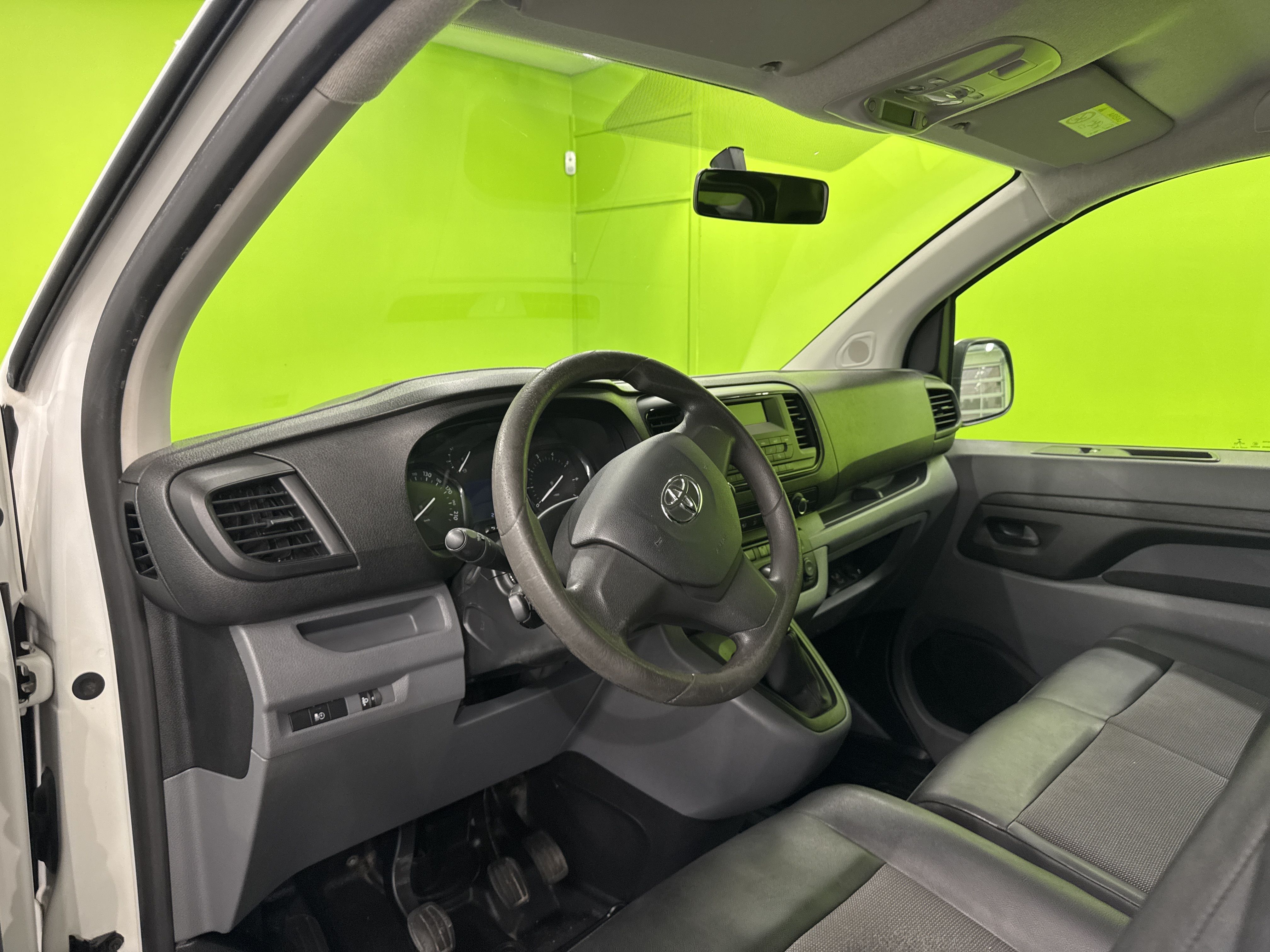 Toyota Proace L1 2,0 D 120 2018, kuva 7/19