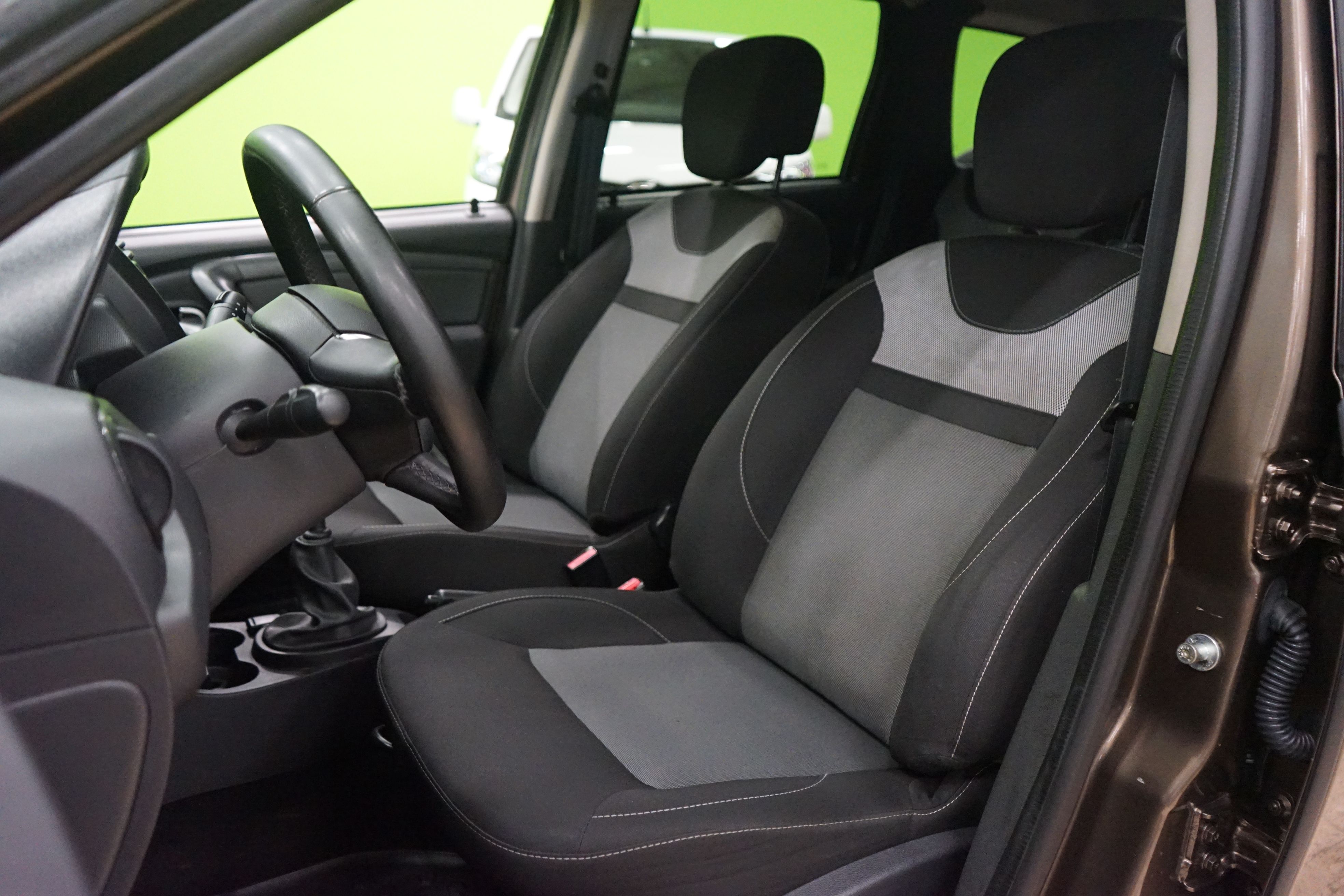 Dacia Duster 2017, kuva 7/16