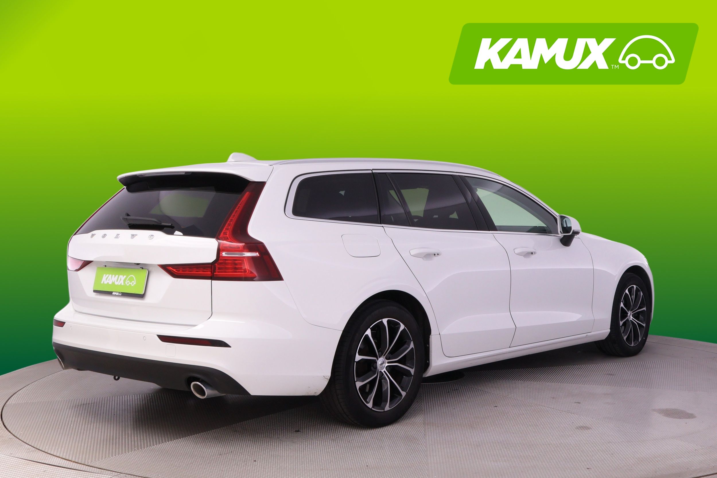 Volvo V60 B4 MHEV Momentum aut 2021, kuva 4/32