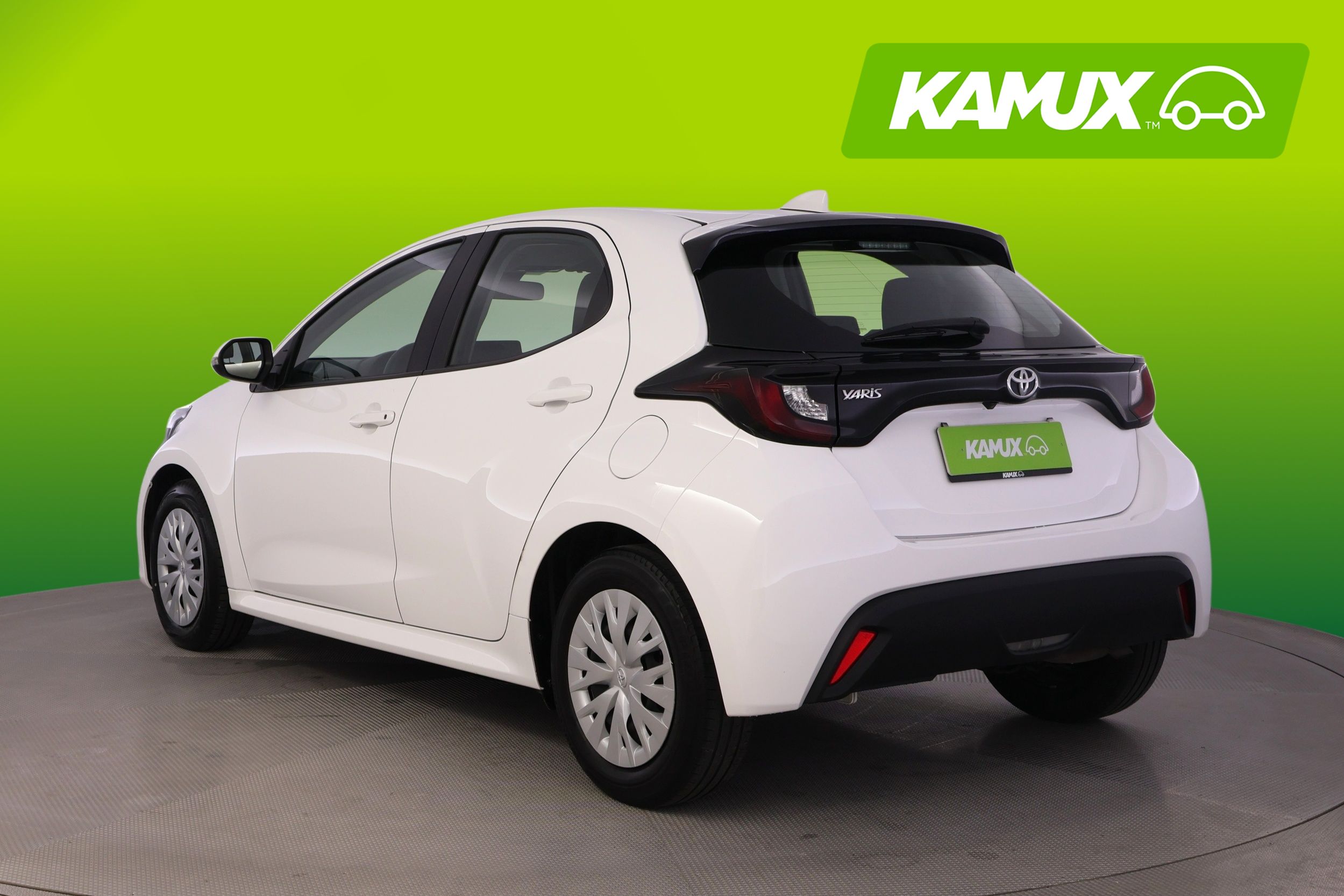 Toyota Yaris 1.5 Comfort 2023, photo 4/19