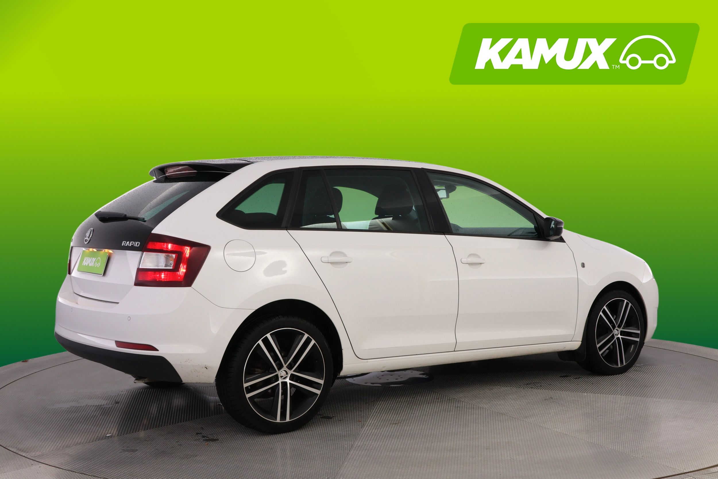 Skoda Rapid 2015, photo 2/19
