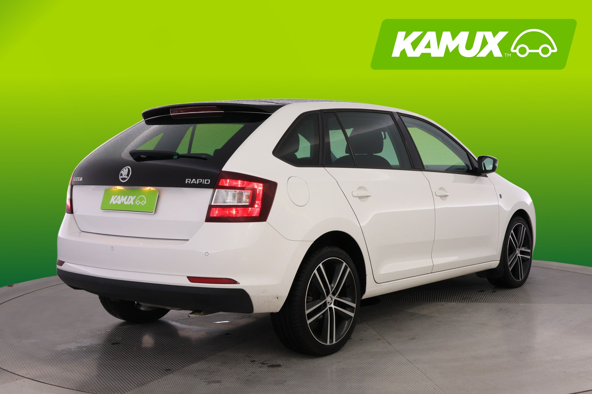 Skoda Rapid 2015, photo 3/19