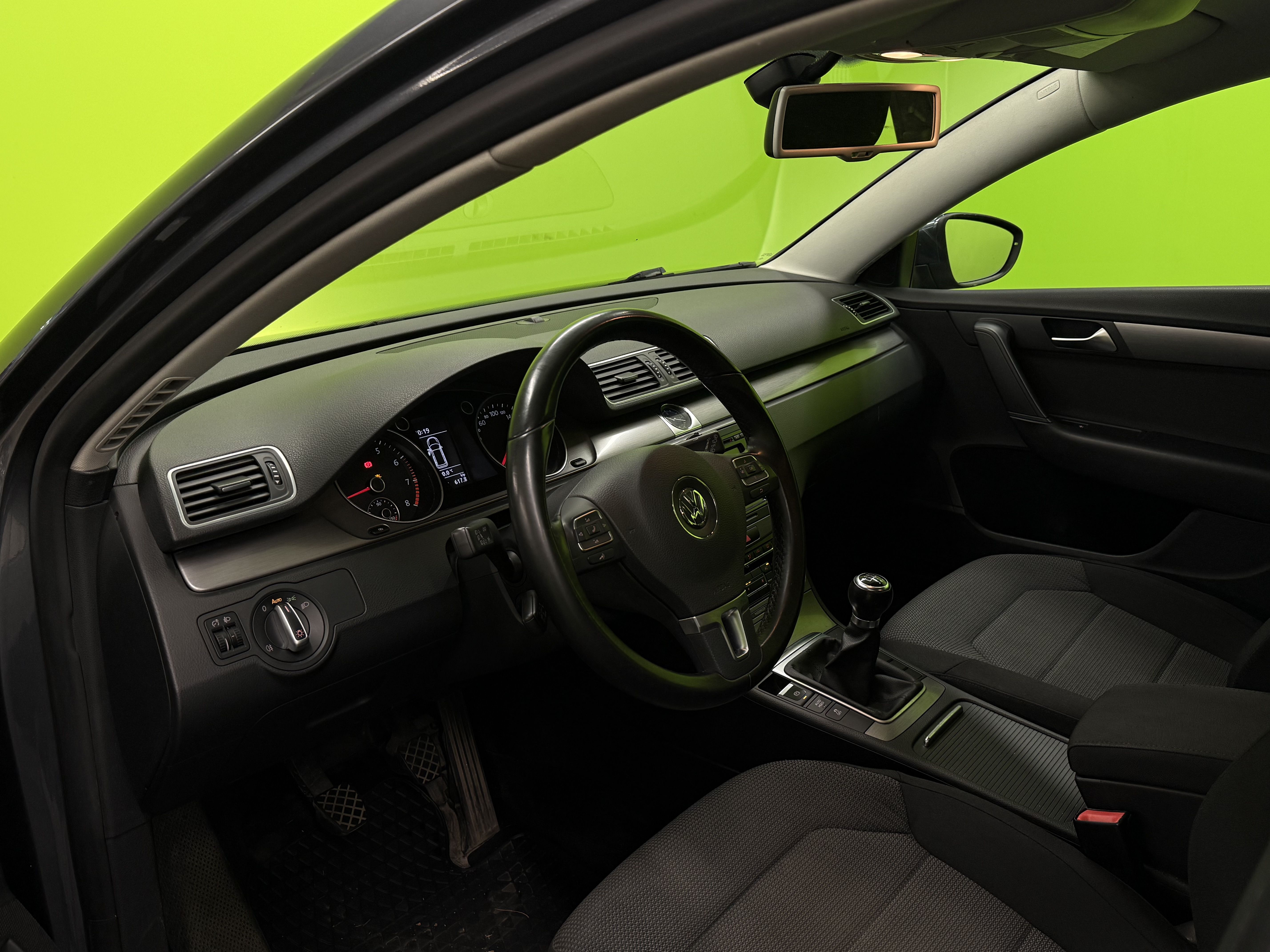 Volkswagen Passat 2011, kuva 7/22