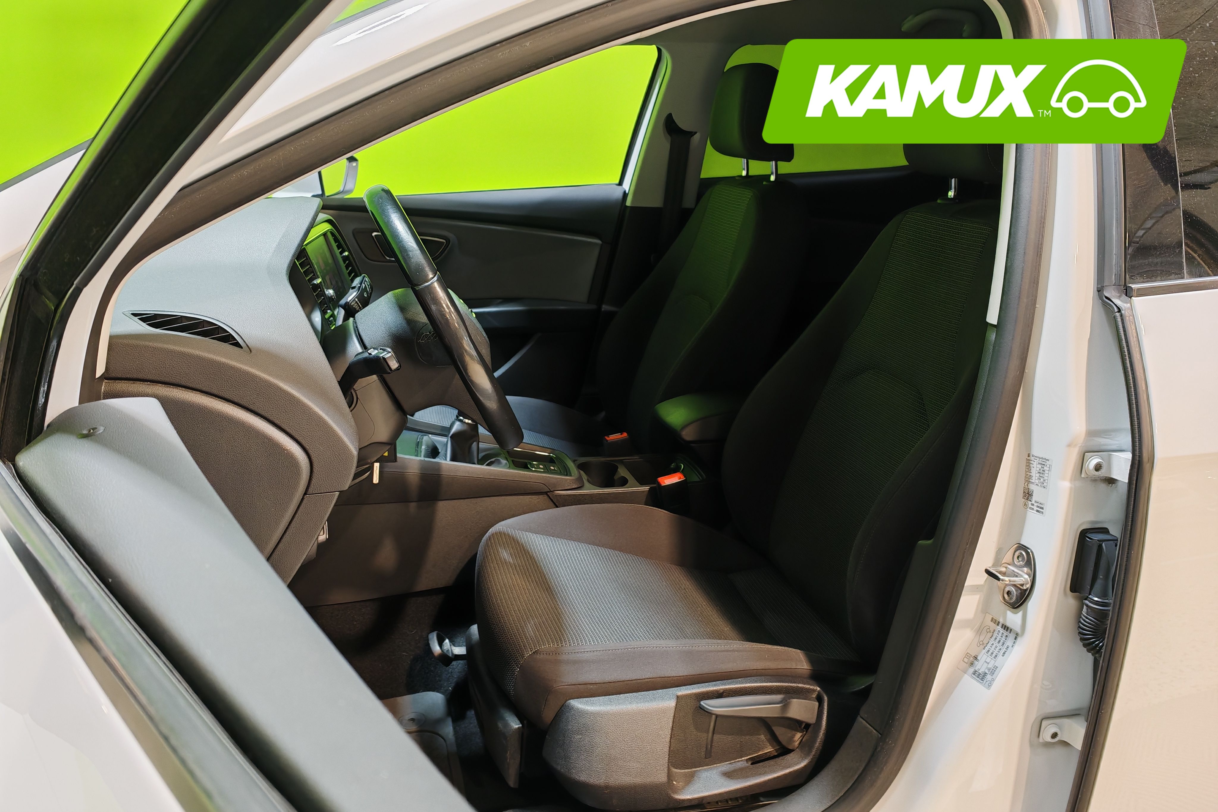 Seat Leon 1,0 TSI 115 Ecomotive Style 2017, kuva 7/25