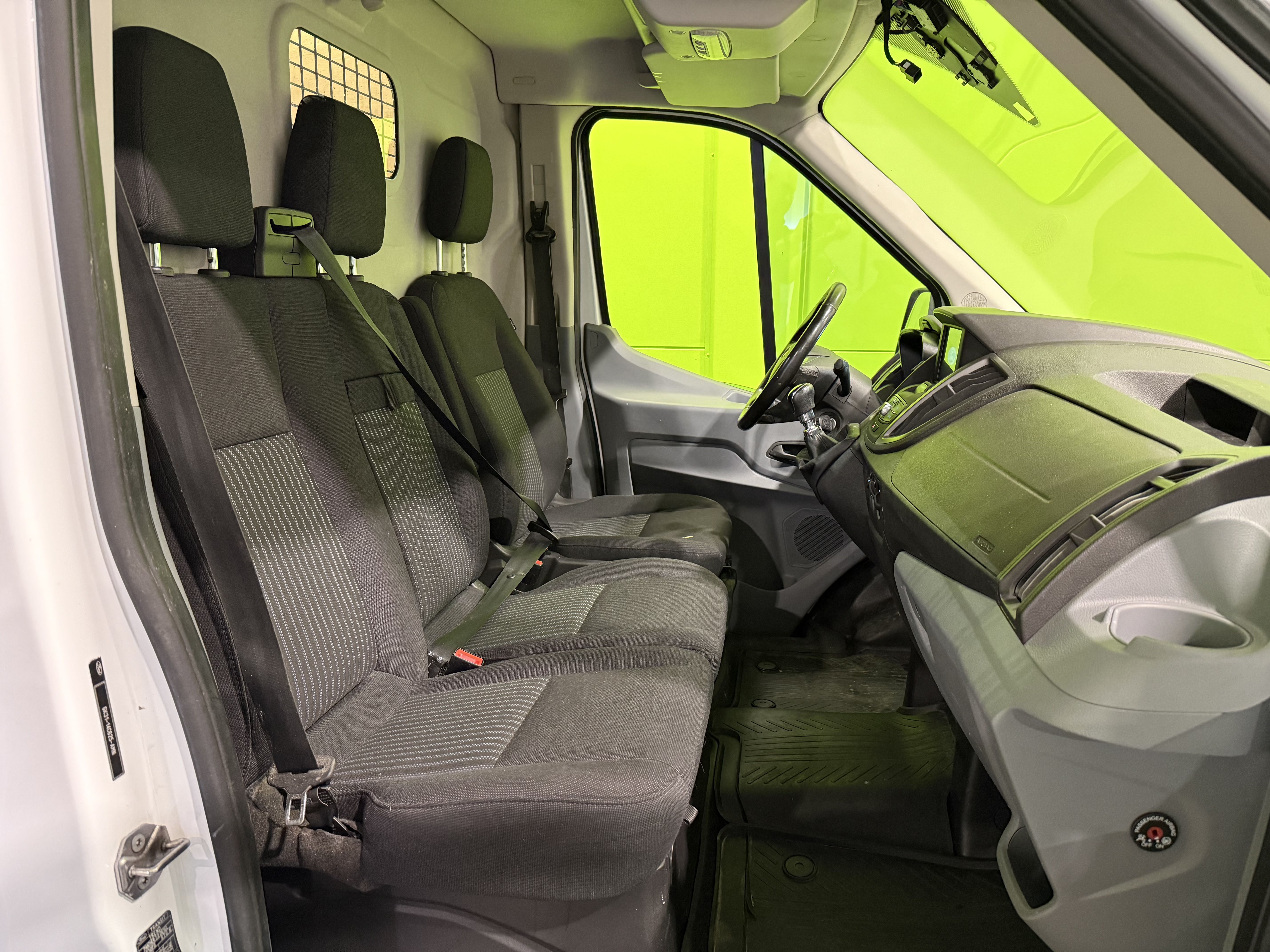 Ford Transit 2,0 TDCI 130HV L3H2 2017, photo 6/16