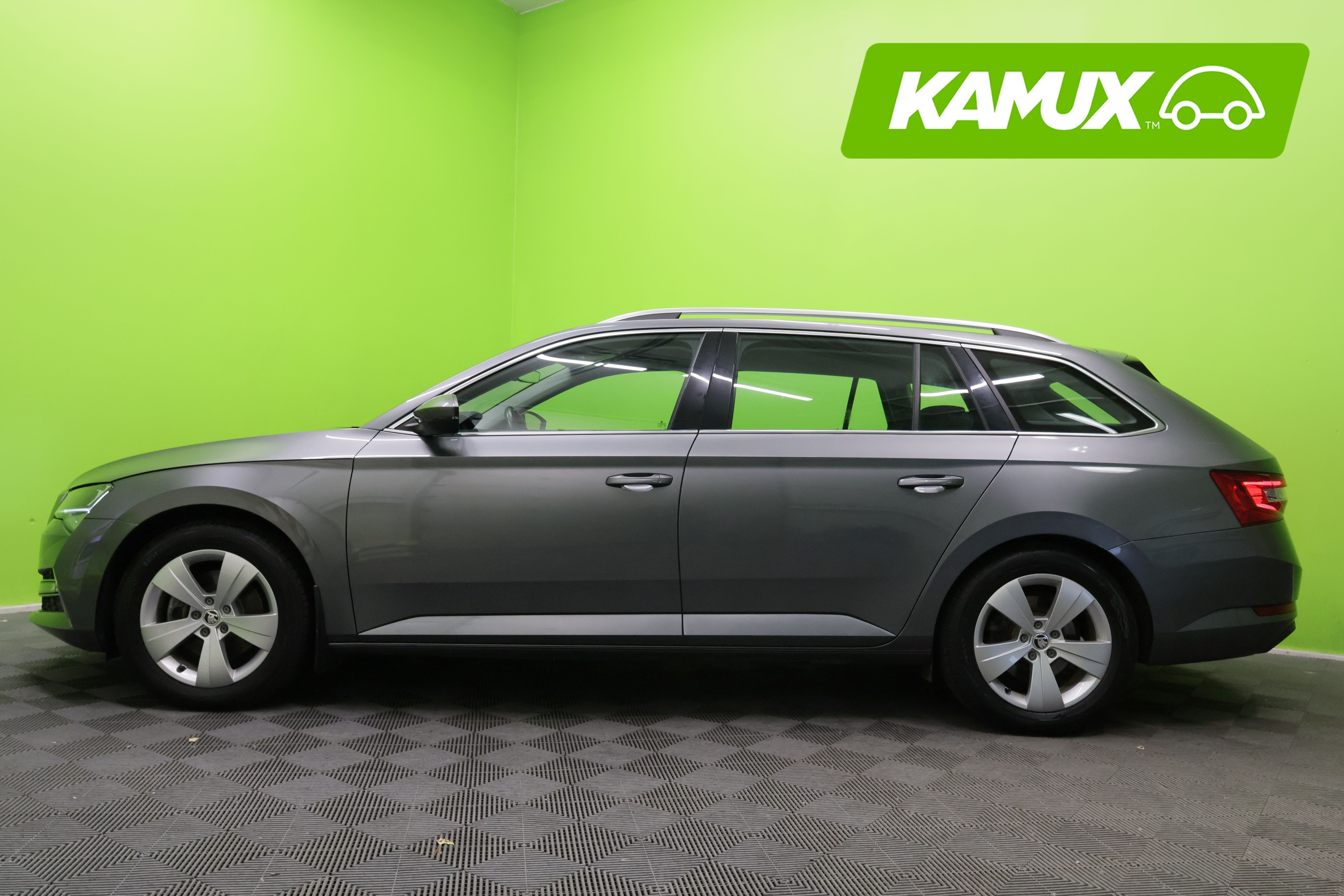 Skoda Superb 2022, kuva 6/21