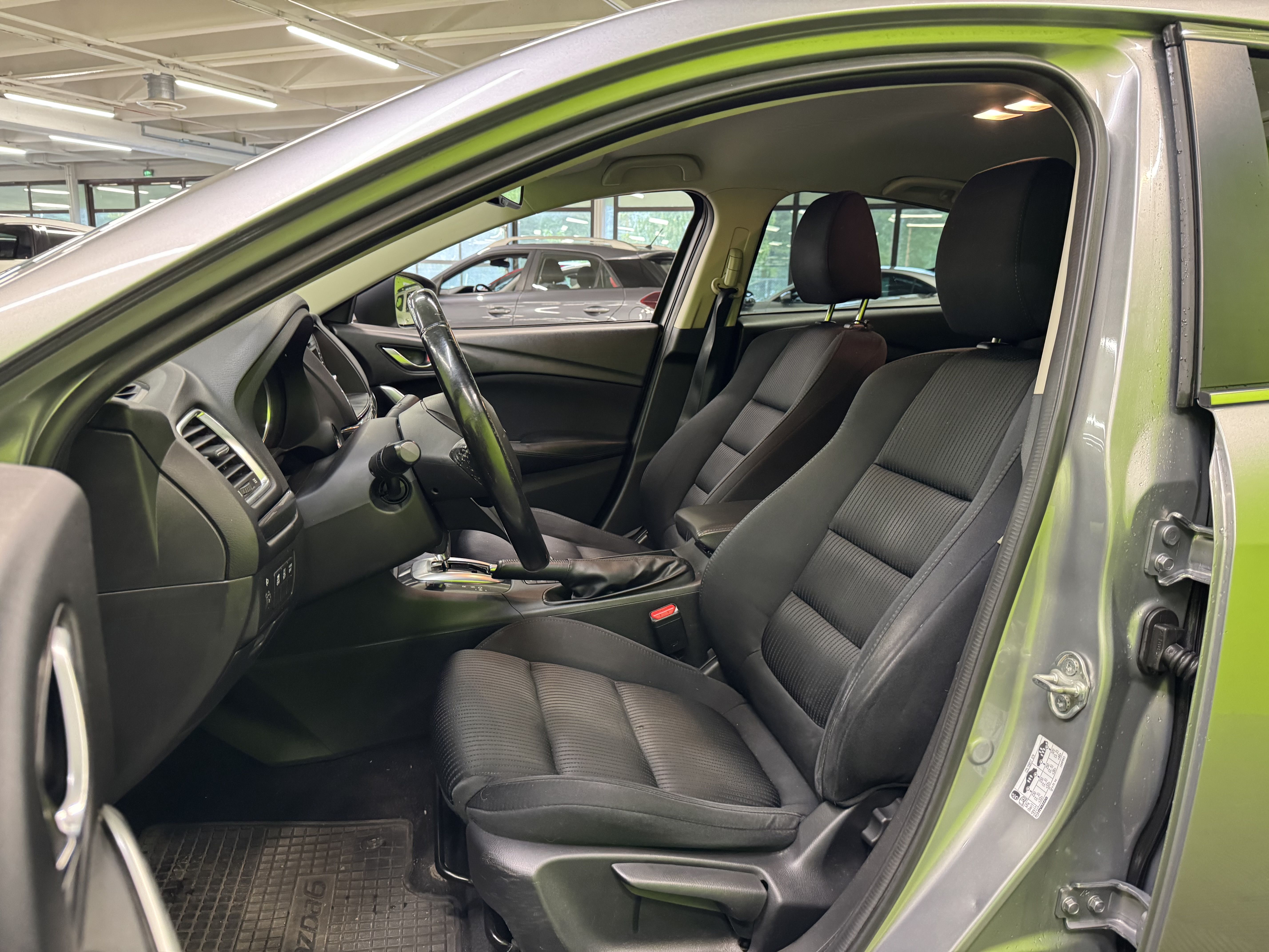 Mazda 6 Sedan 2,0 SKYACTIV-G Premium 2013, kuva 6/29