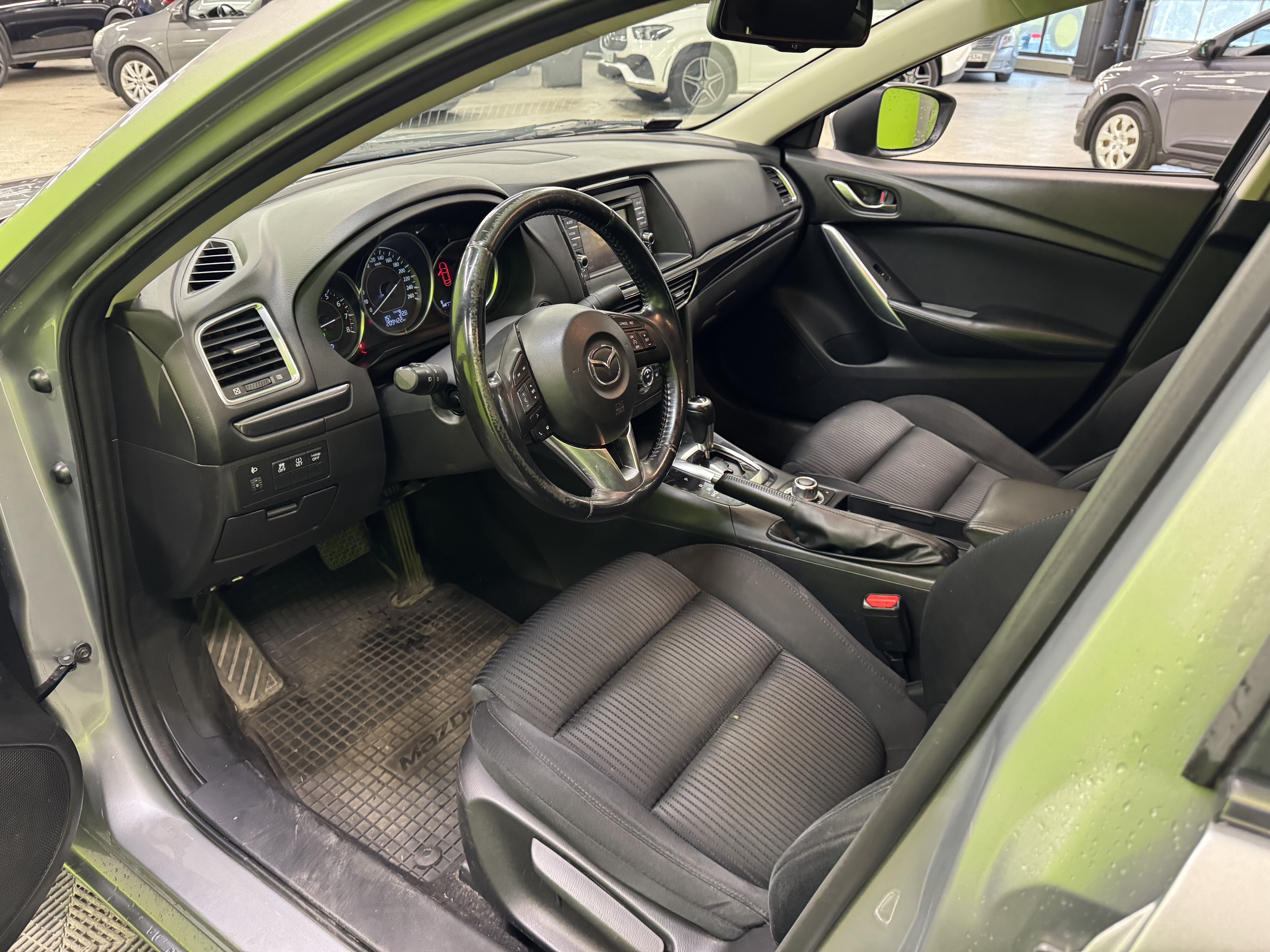 Mazda 6 Sedan 2,0 SKYACTIV-G Premium 2013, kuva 7/29