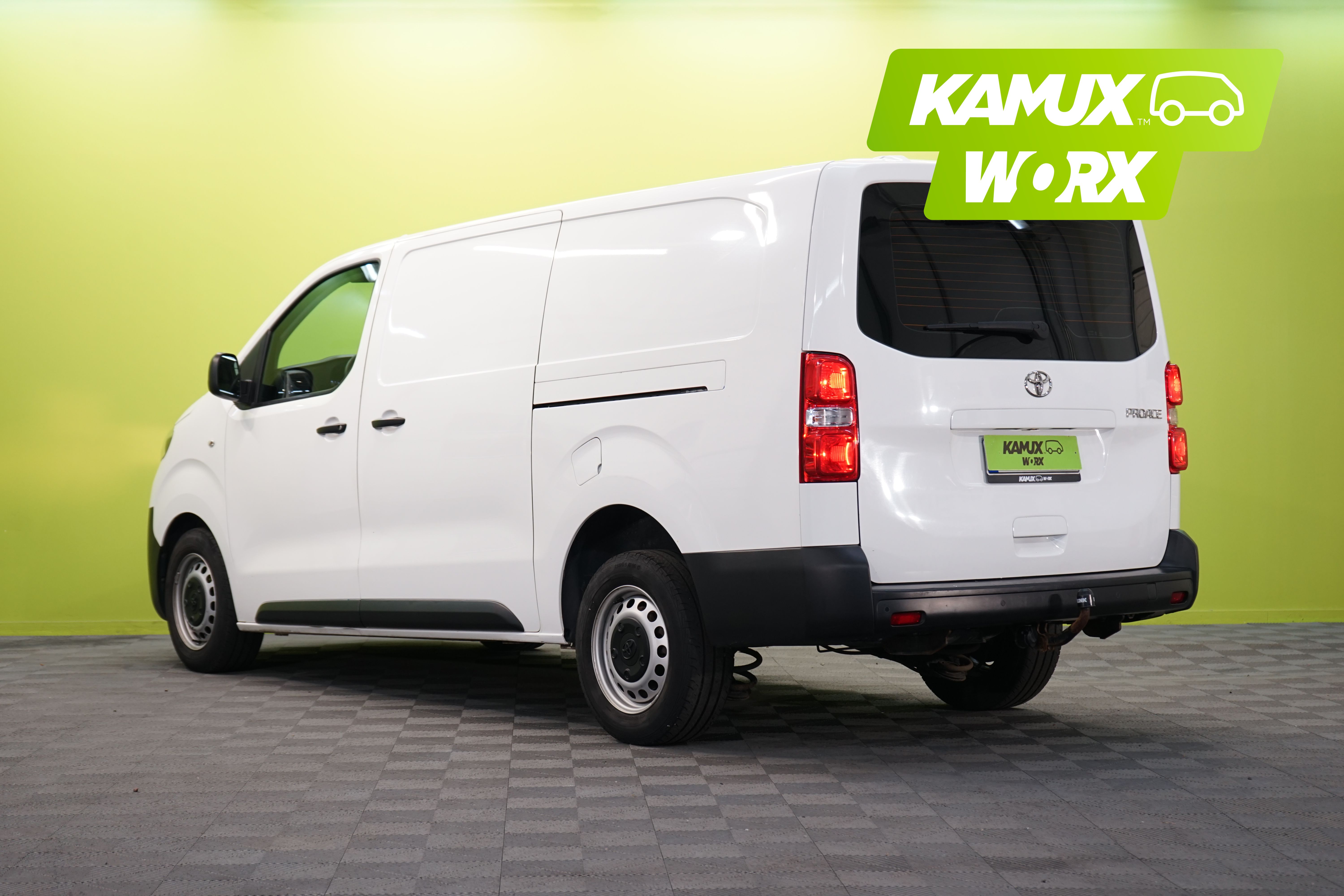 Toyota Proace L2 2,0 D 145hp 5-ovinen 2022, kuva 4/18