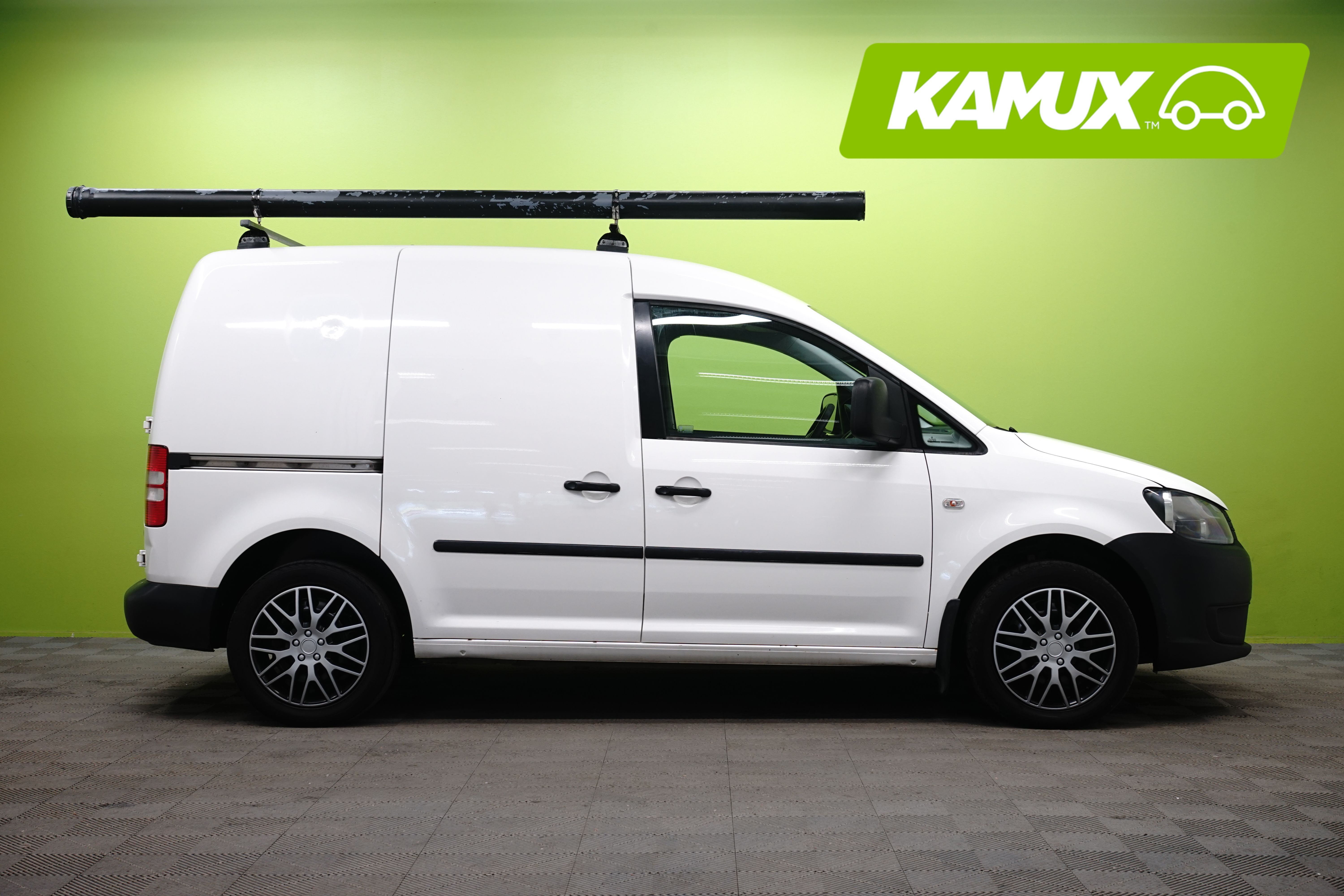 Volkswagen Caddy 1.6 TDI 2012, photo 2/15