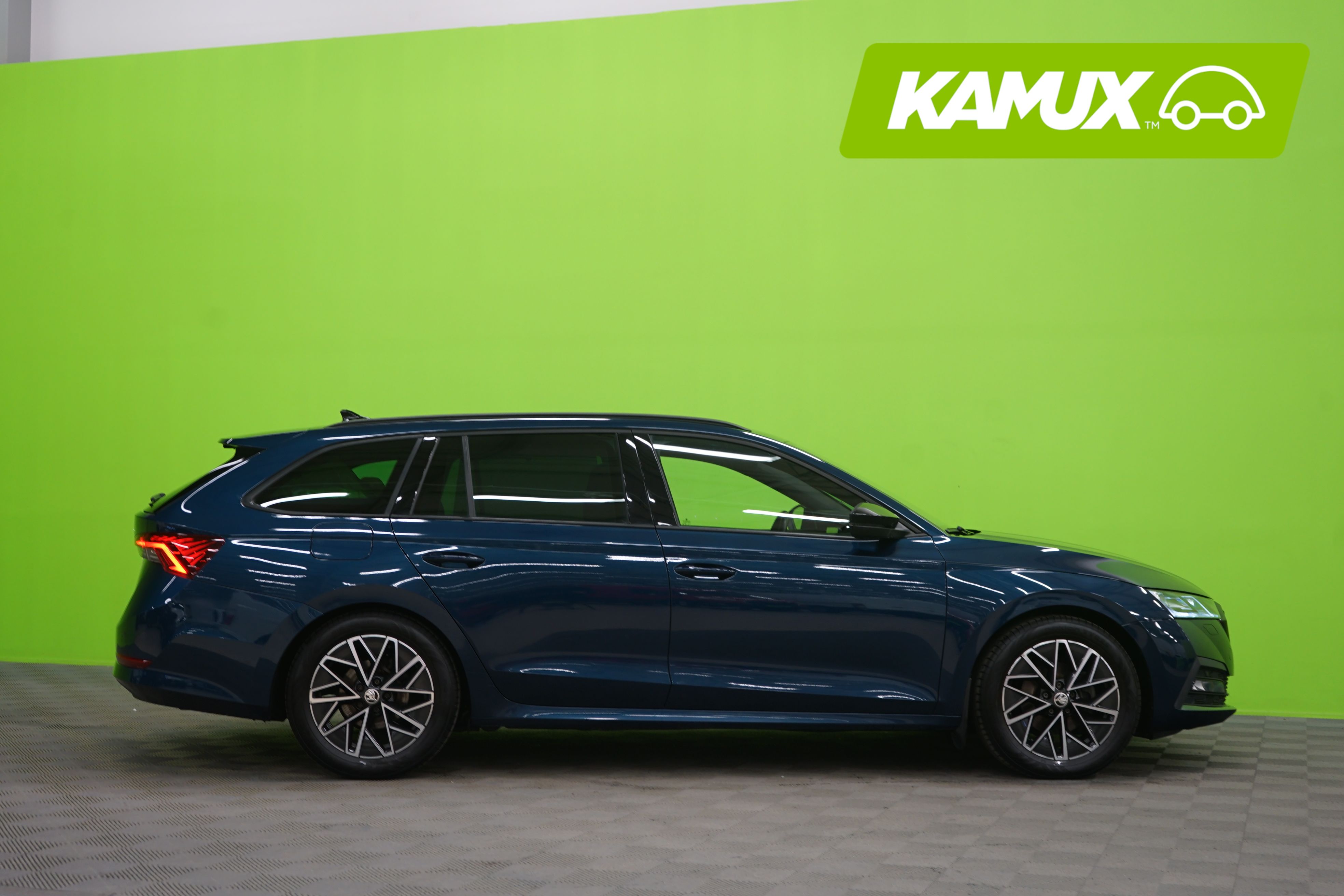 Skoda Octavia 2022, photo 2/22