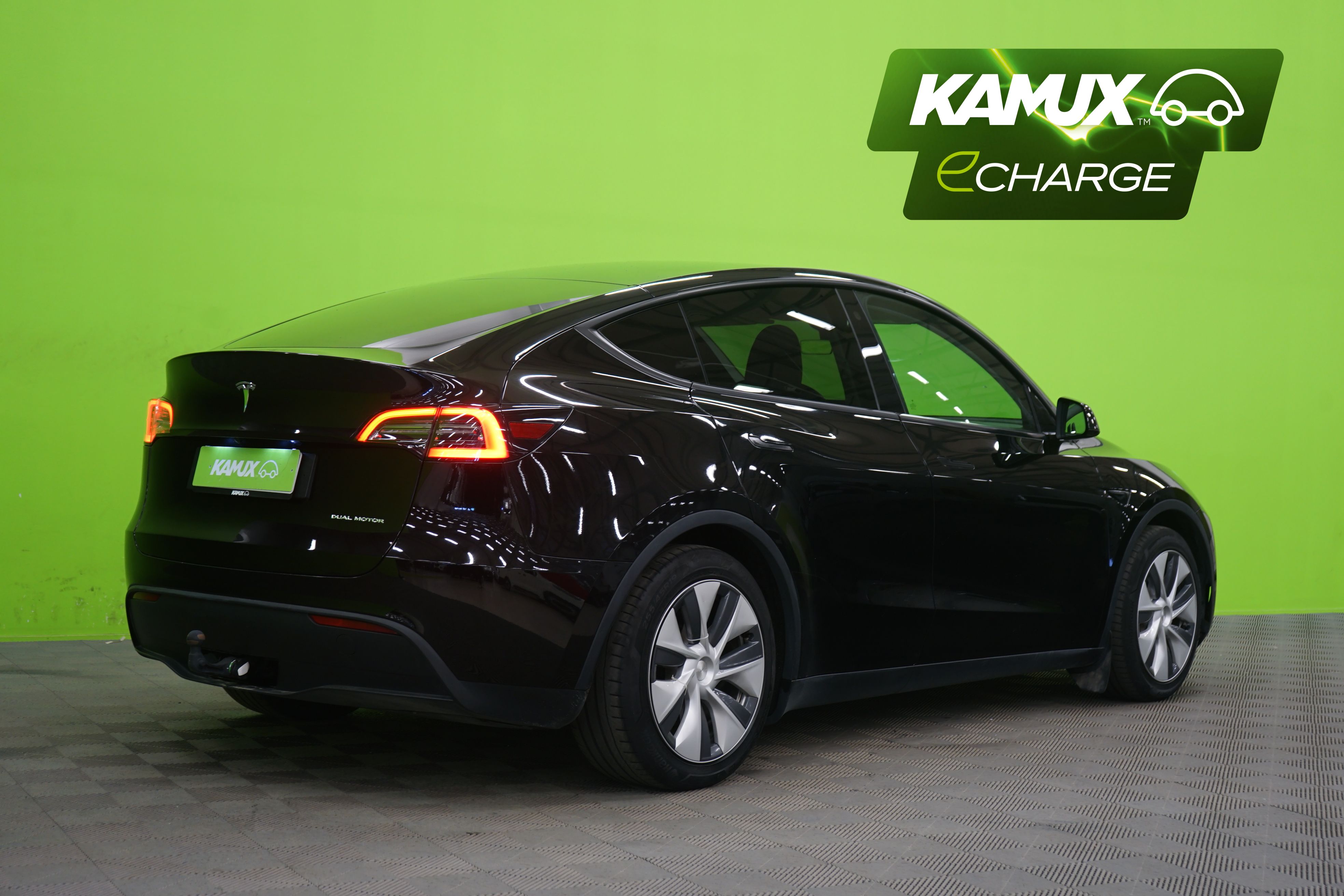 Tesla Model Y Long Range Dual Motor AWD 2023, kuva 3/29
