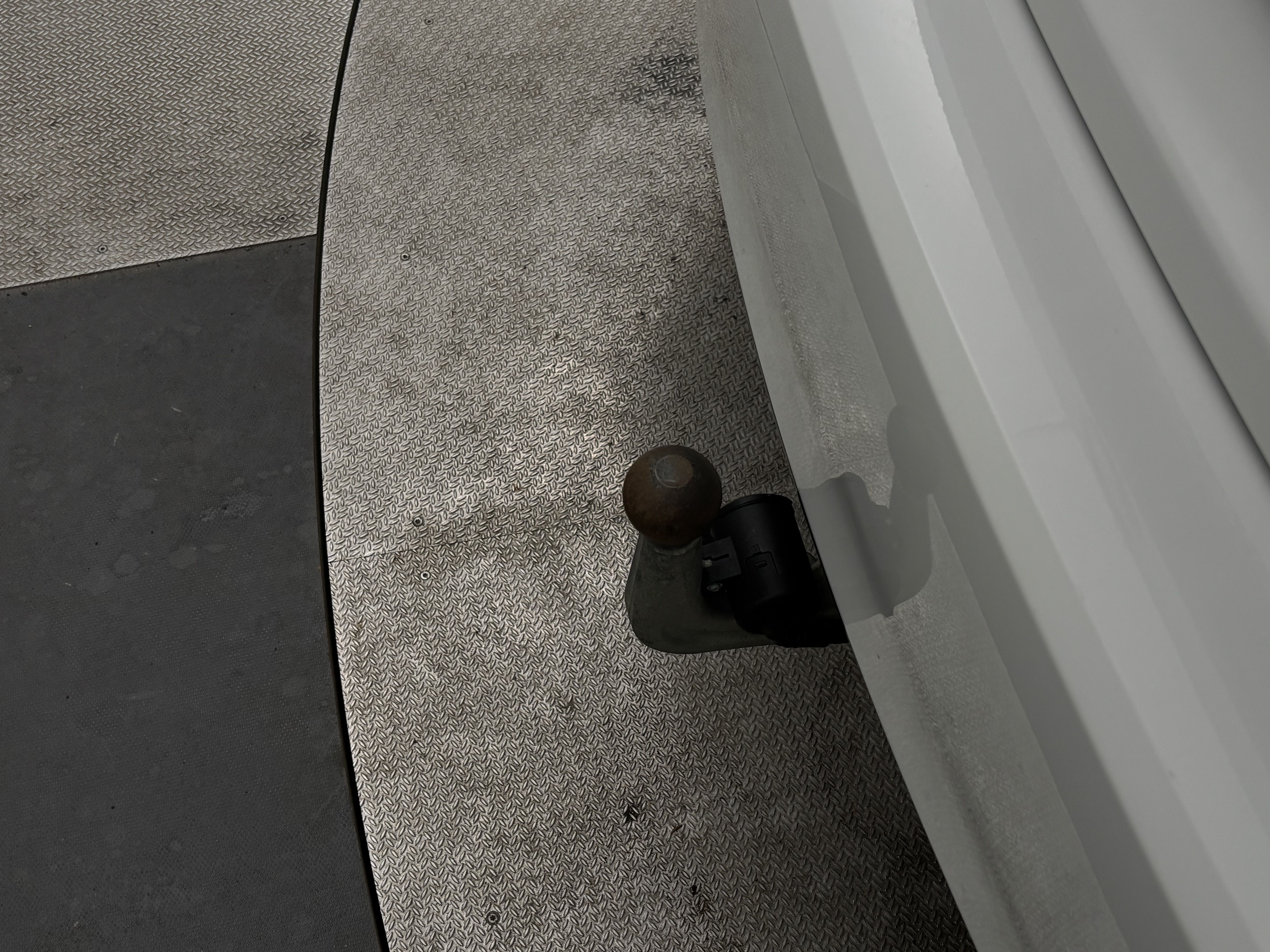 BMW 320 2019, photo 6/14