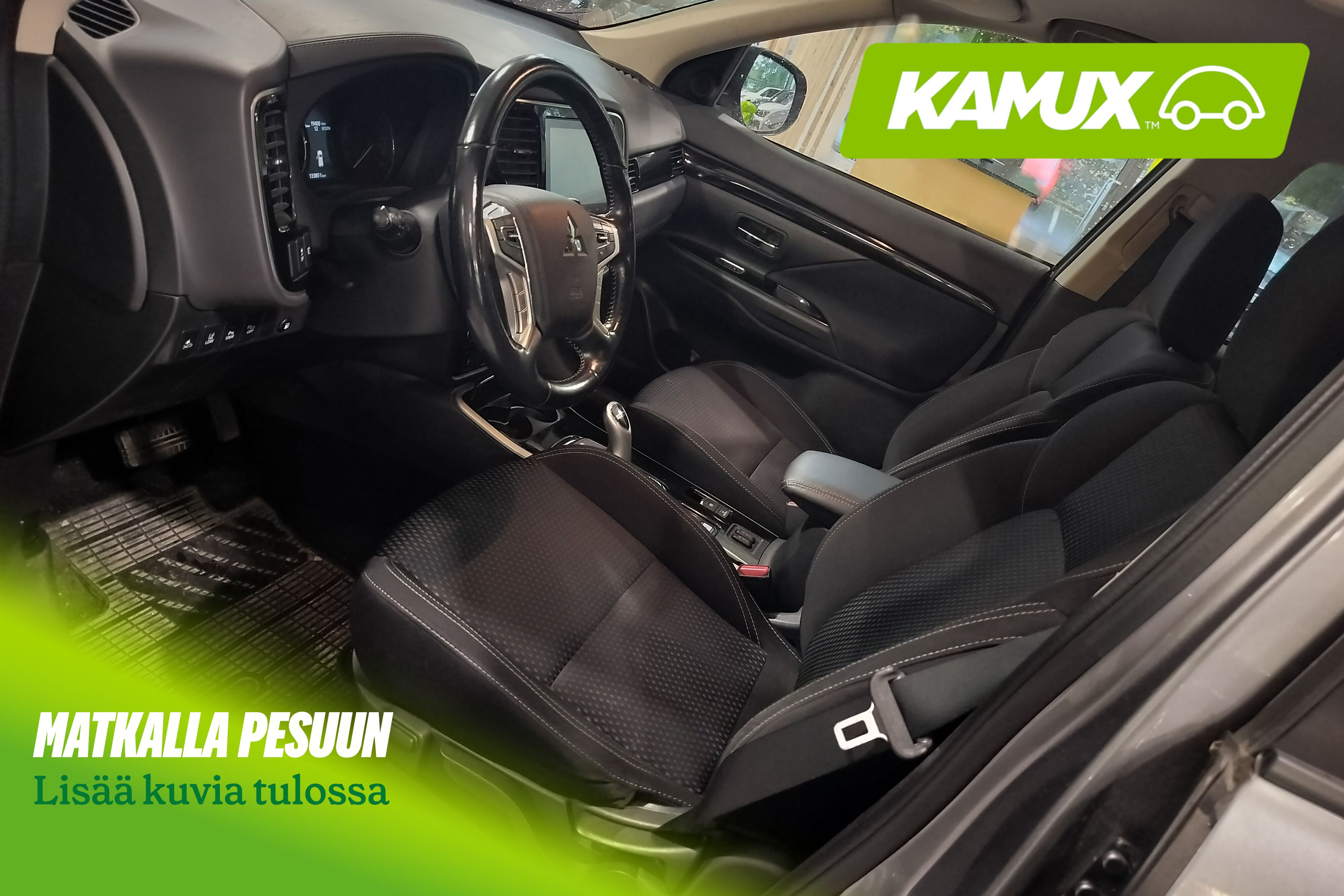 Mitsubishi Outlander PHEV Instyle 4WD 5P 2019, photo 3/4