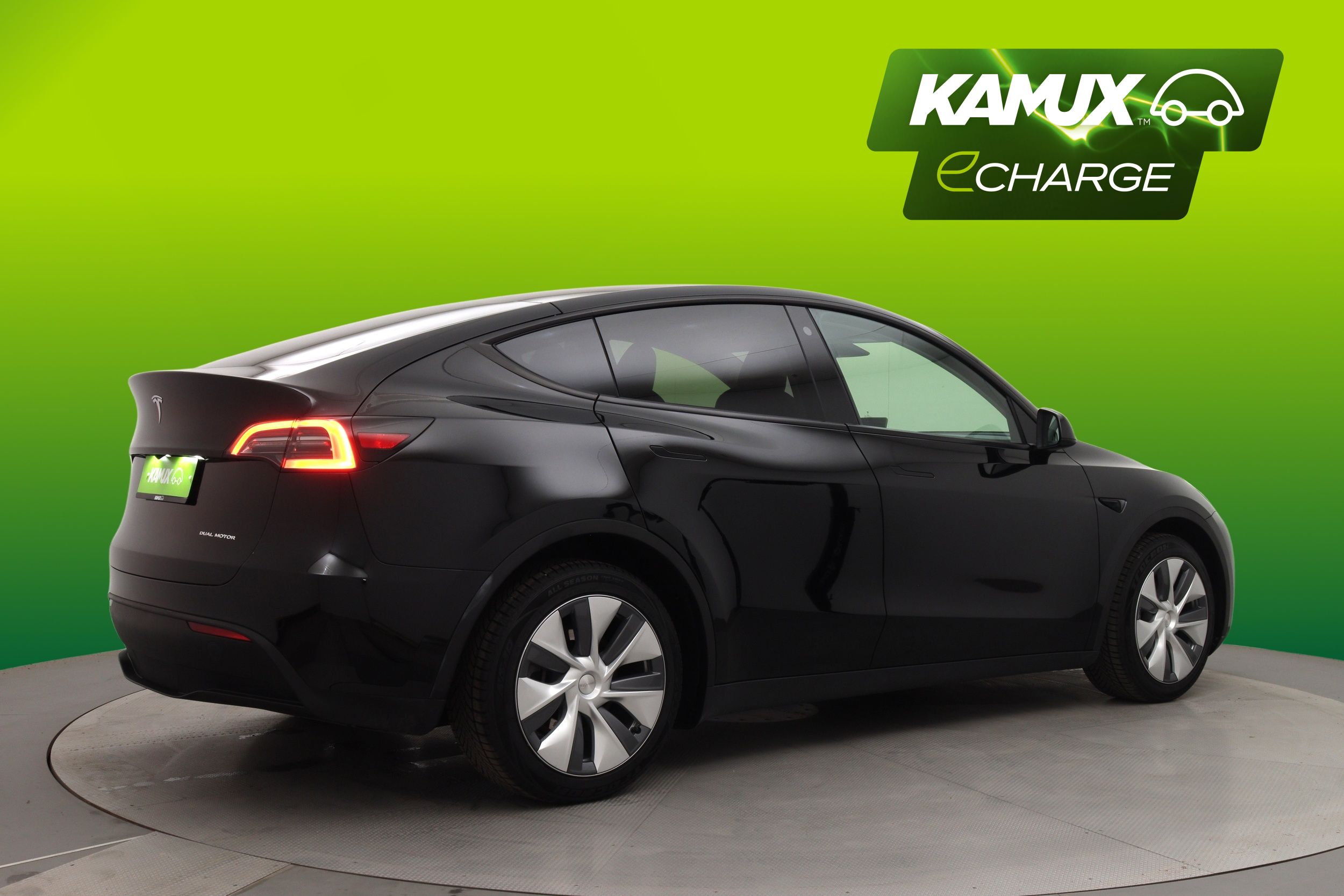 Tesla Model Y Long Range Dual Motor AWD 2023, kuva 2/25