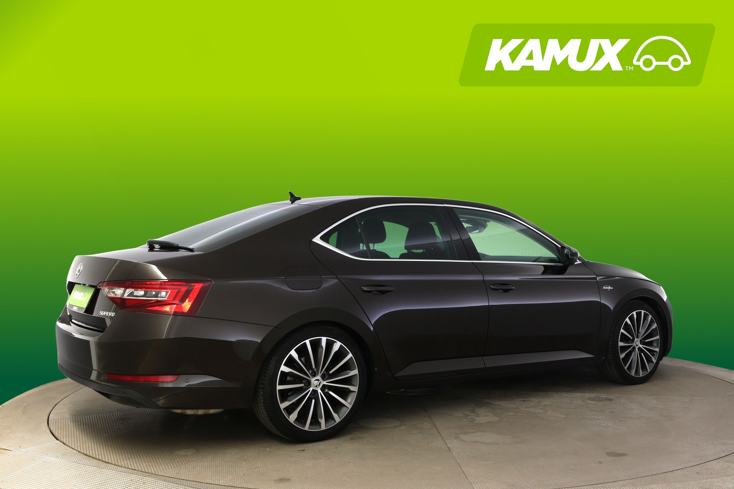 Skoda Superb 2,0 TSI 220 L&K DSG Autom. 2016, kuva 2/34