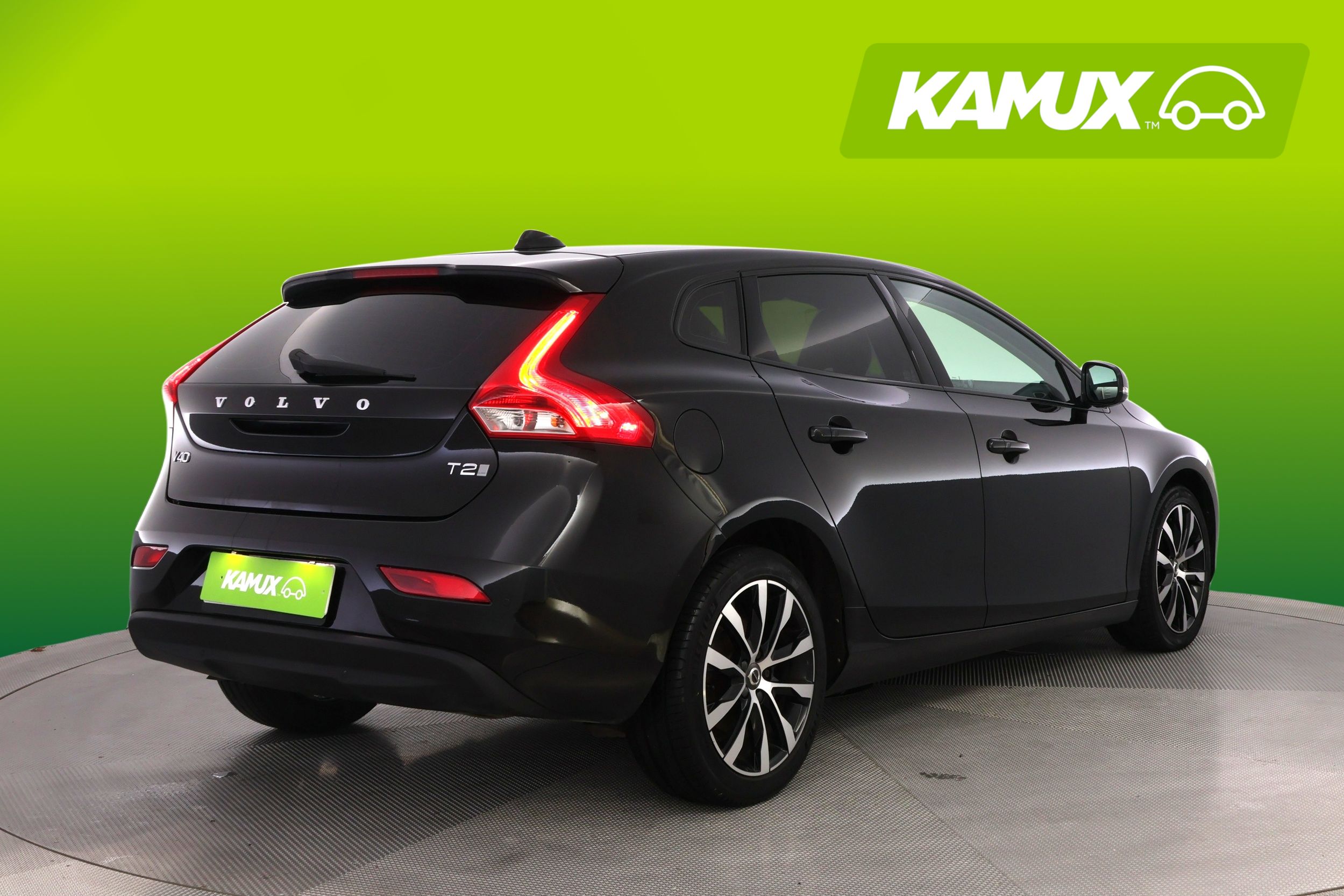 Volvo V40 2019, photo 3/21