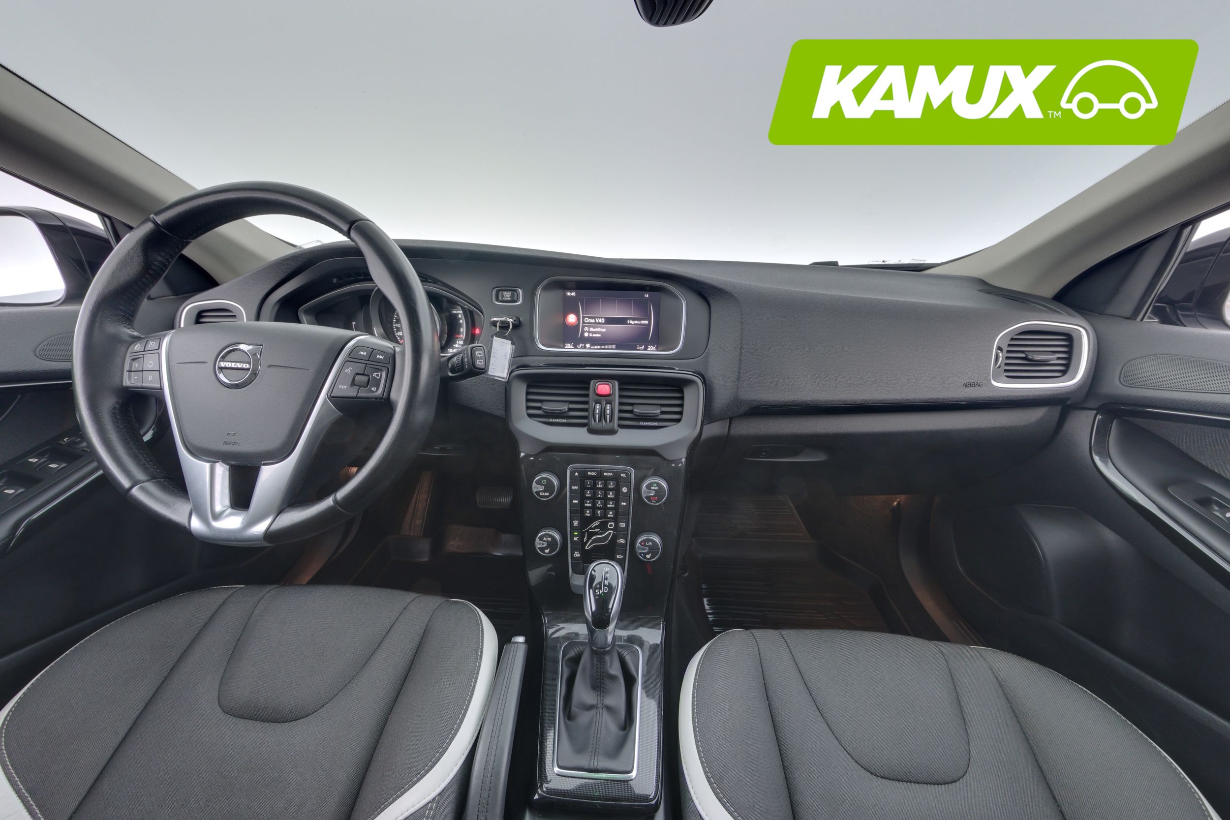Volvo V40 2019, photo 7/21