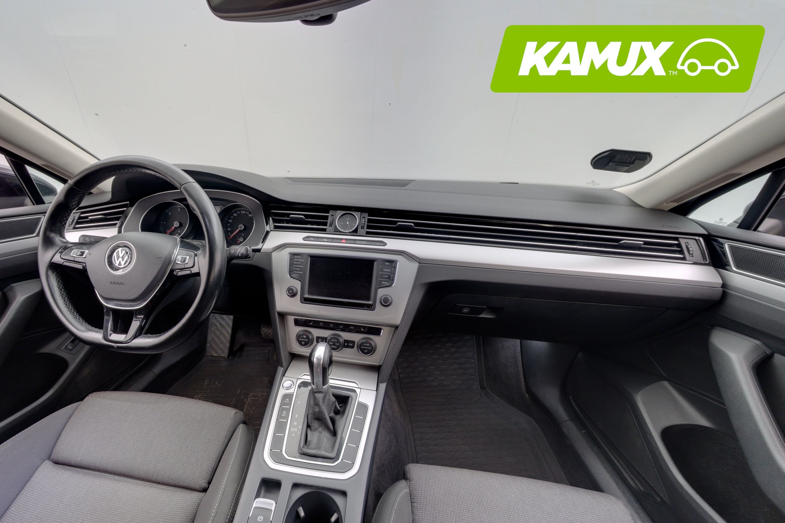 Volkswagen Passat 2015, kuva 7/19