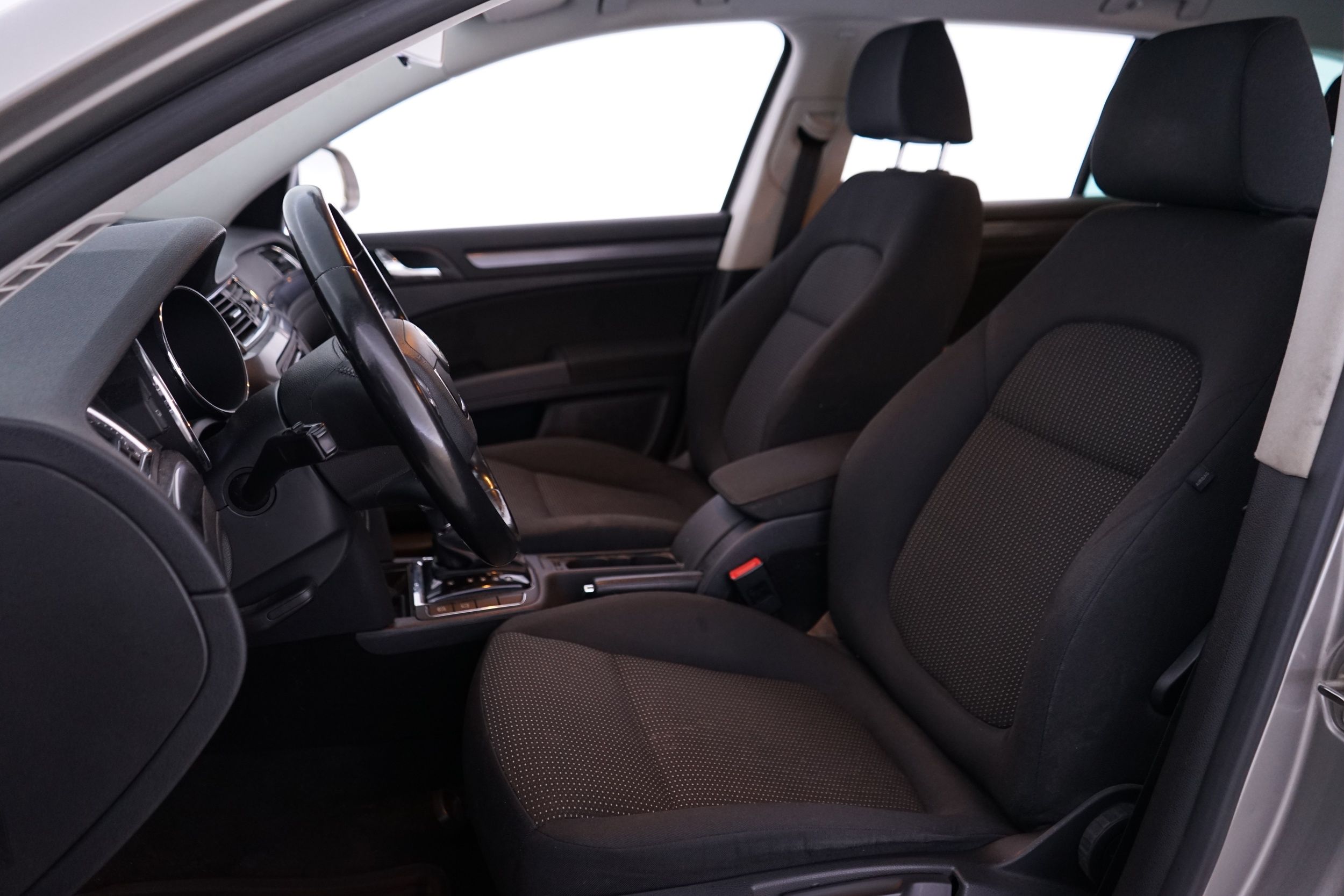Skoda Superb 2012, kuva 7/51
