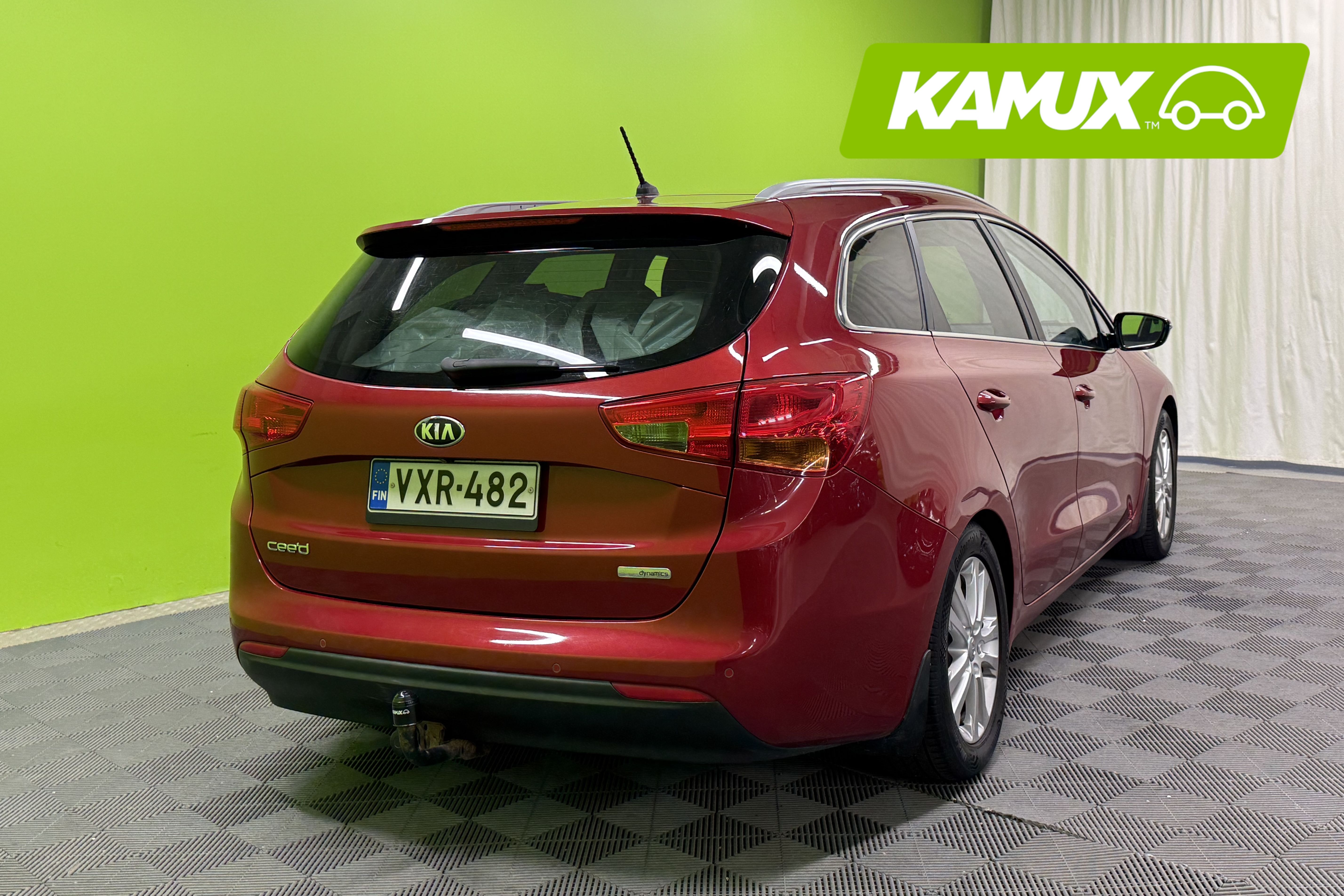 Kia Ceed 1,6 ISG EX SW EcoDynamics 2015, kuva 3/23