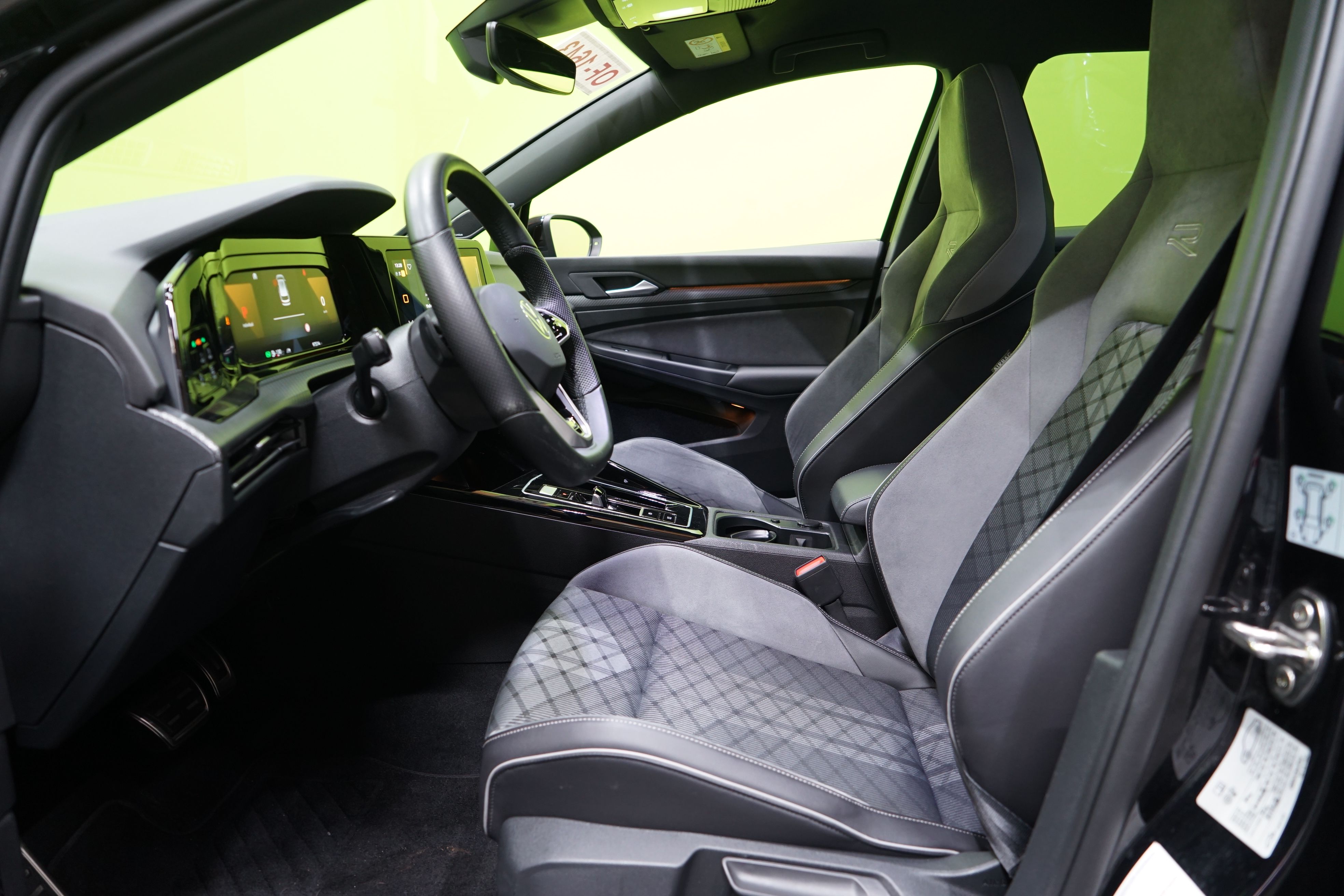 Volkswagen Golf 2023, kuva 7/20
