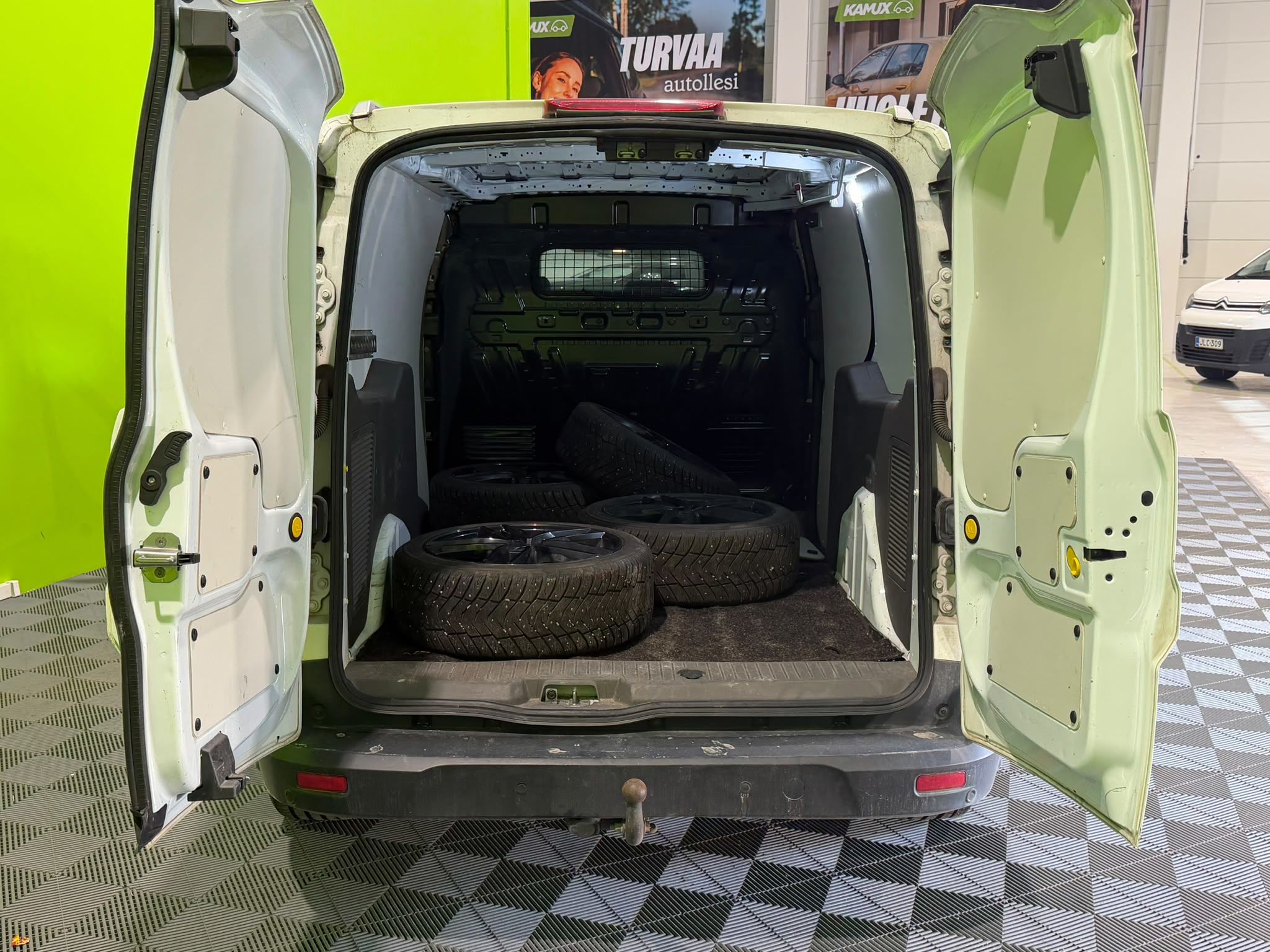 Ford Transit Connect 2019, kuva 4/11