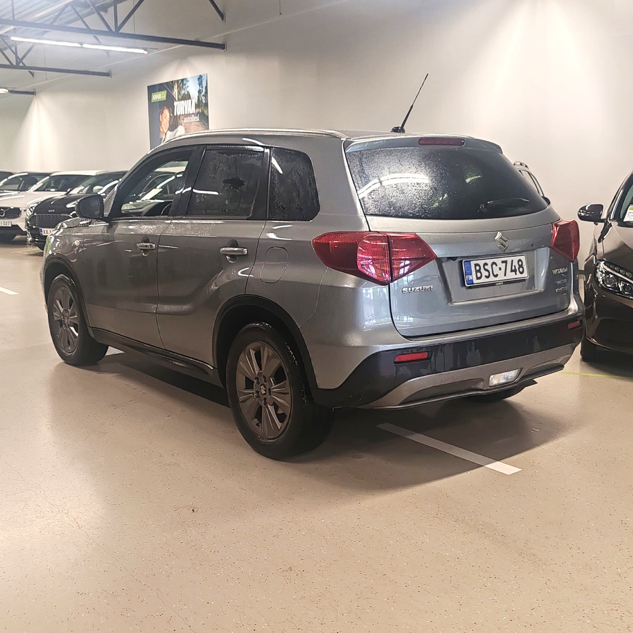 Suzuki Vitara 2021, photo 3/8