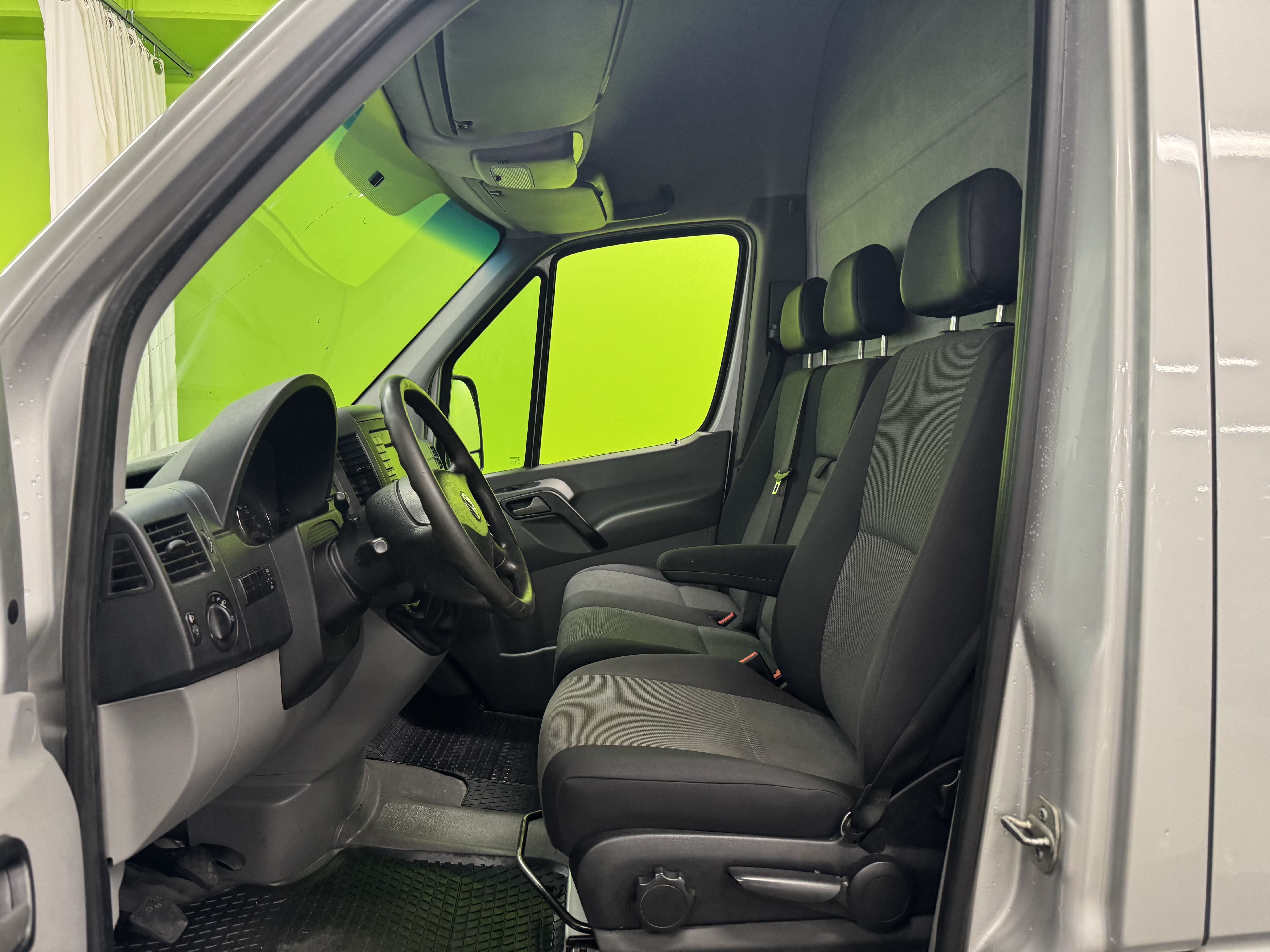 Volkswagen Crafter 2016, photo 6/16