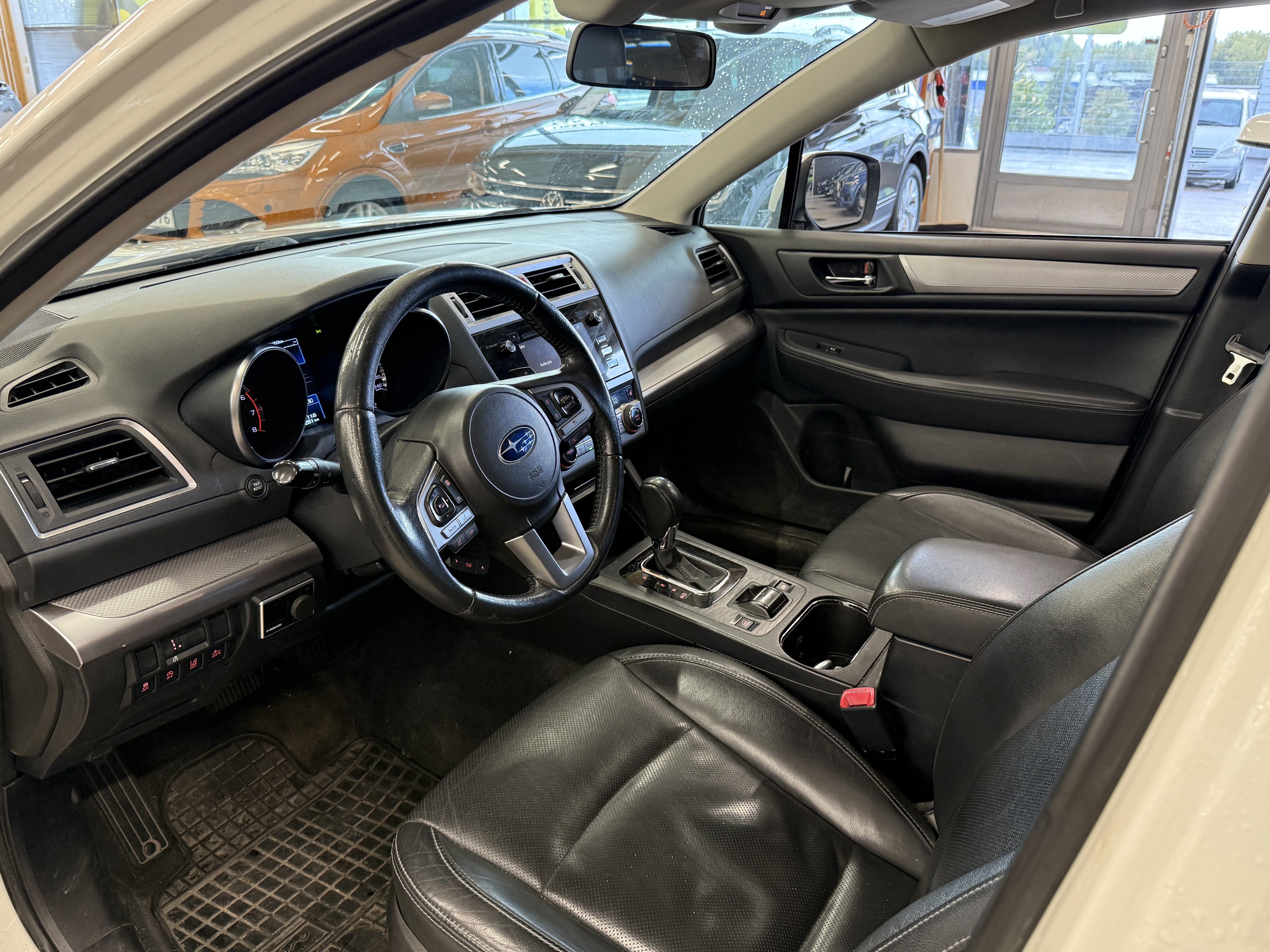 Subaru Outback 2,5i Ridge CVT 2015, kuva 6/12