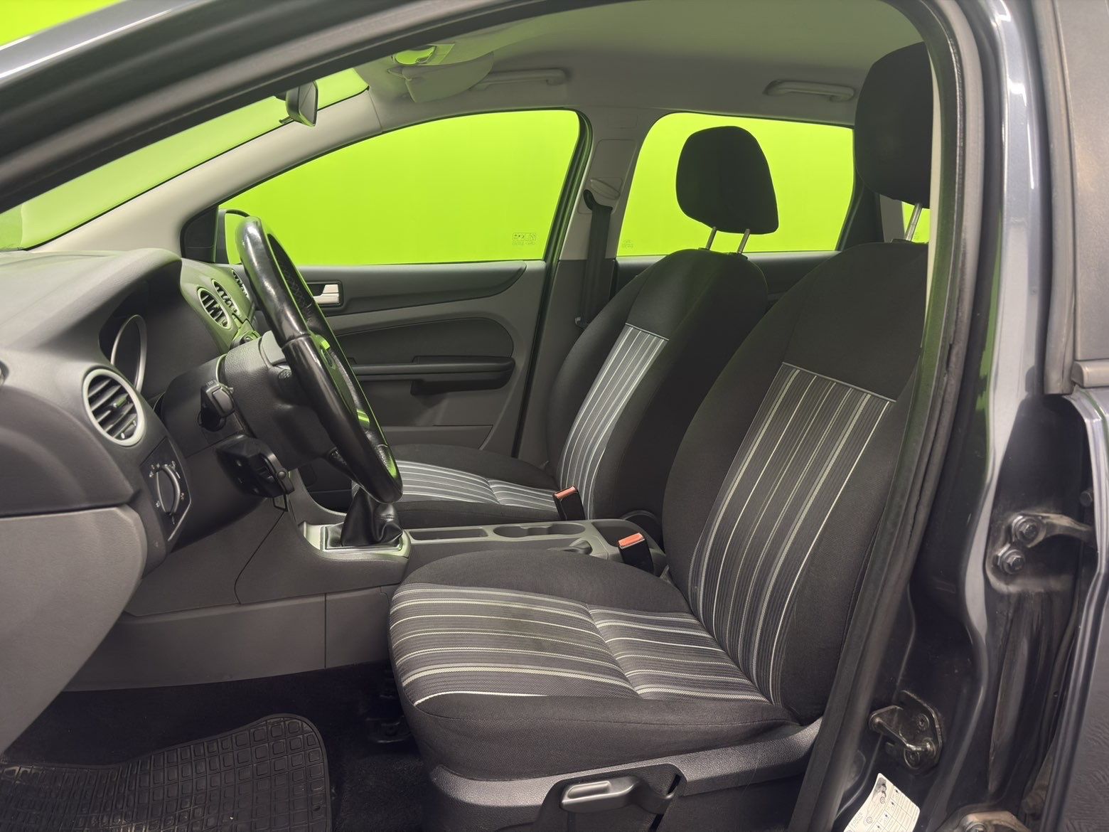 Ford Focus 2010, kuva 6/19