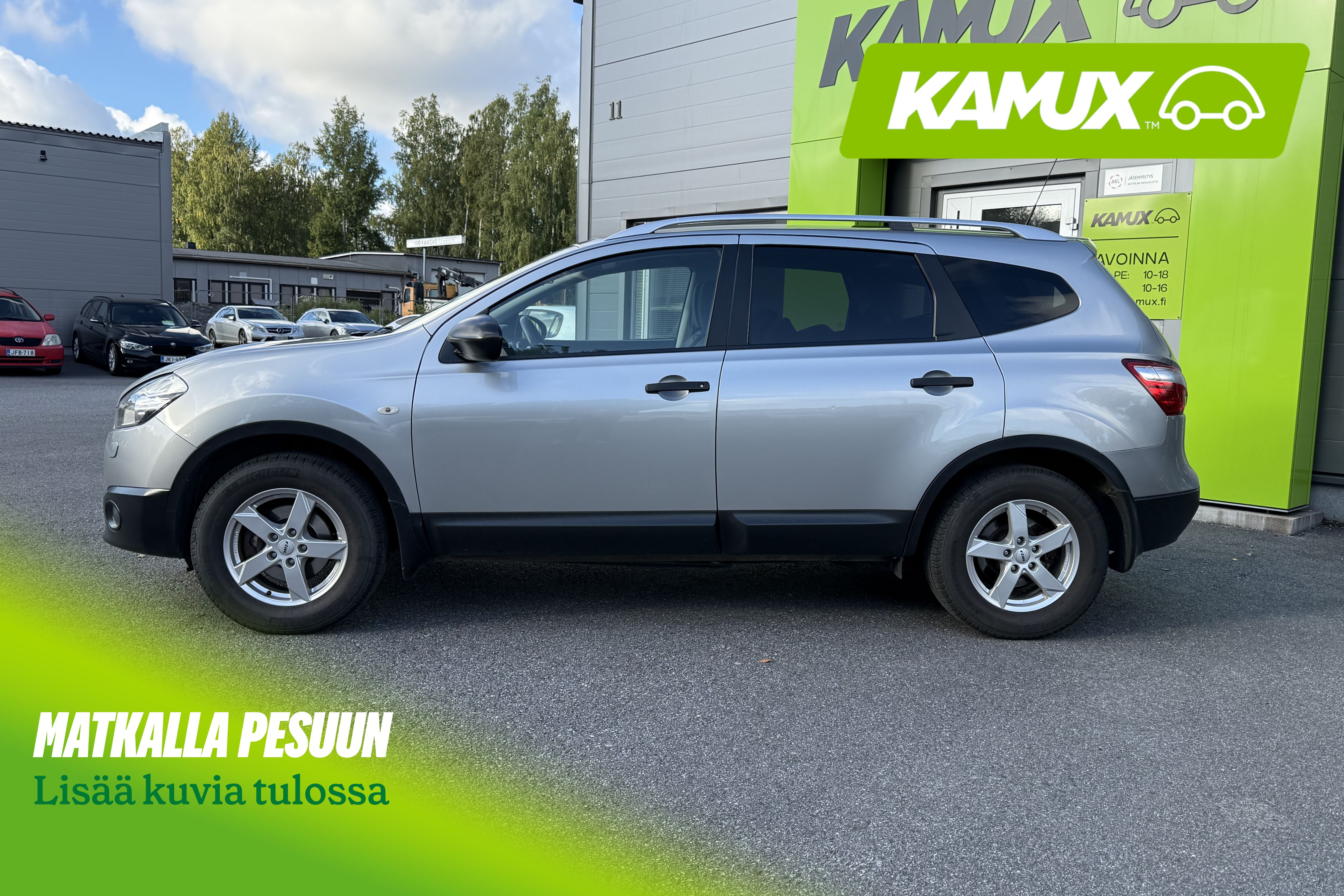 Nissan Qashqai+2 1,6L Visia 2WD 5MT 2010, kuva 2/11