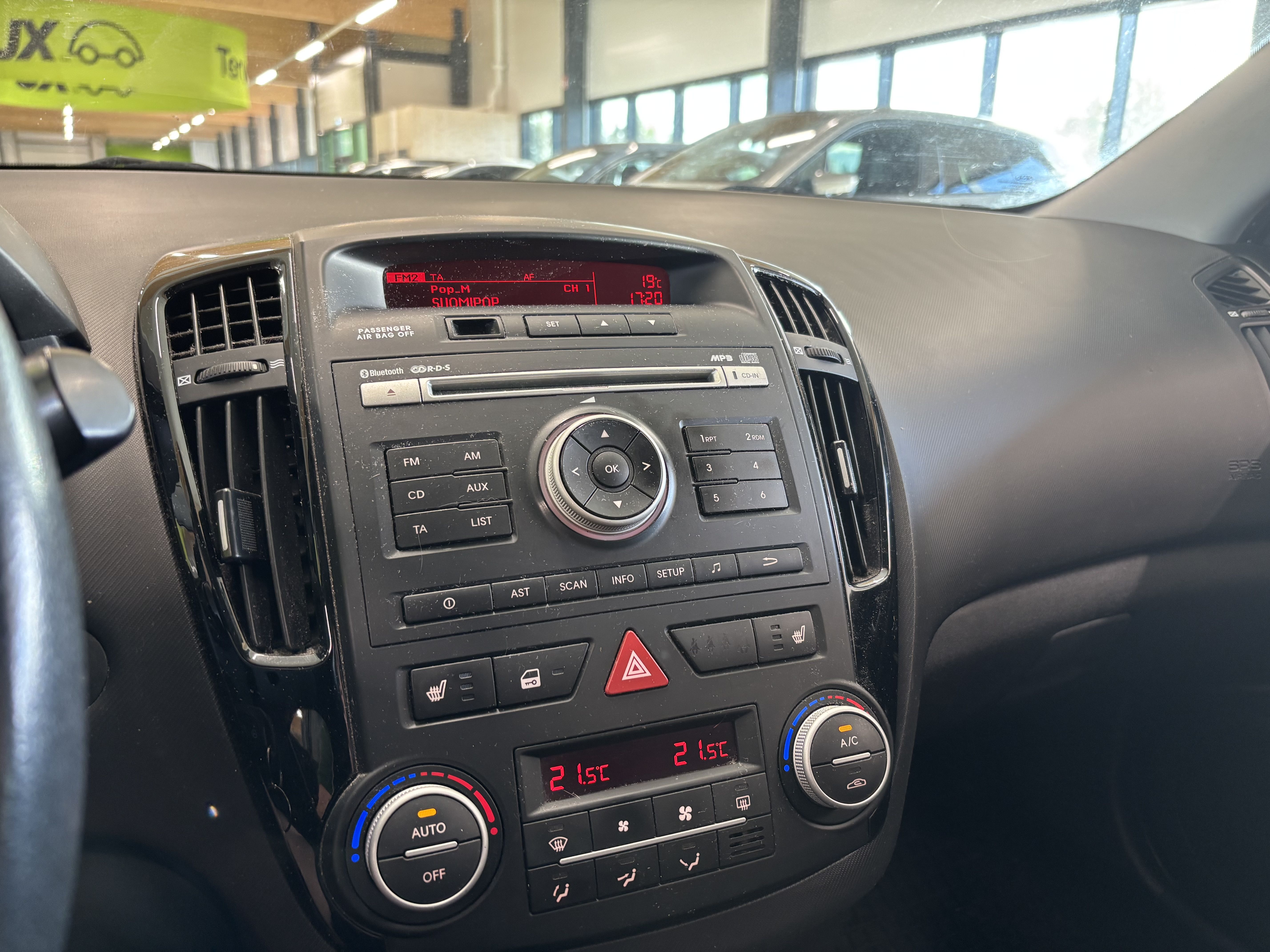 Kia Ceed 1,6 ISG TX SW EcoDynamics 2012, kuva 7/9
