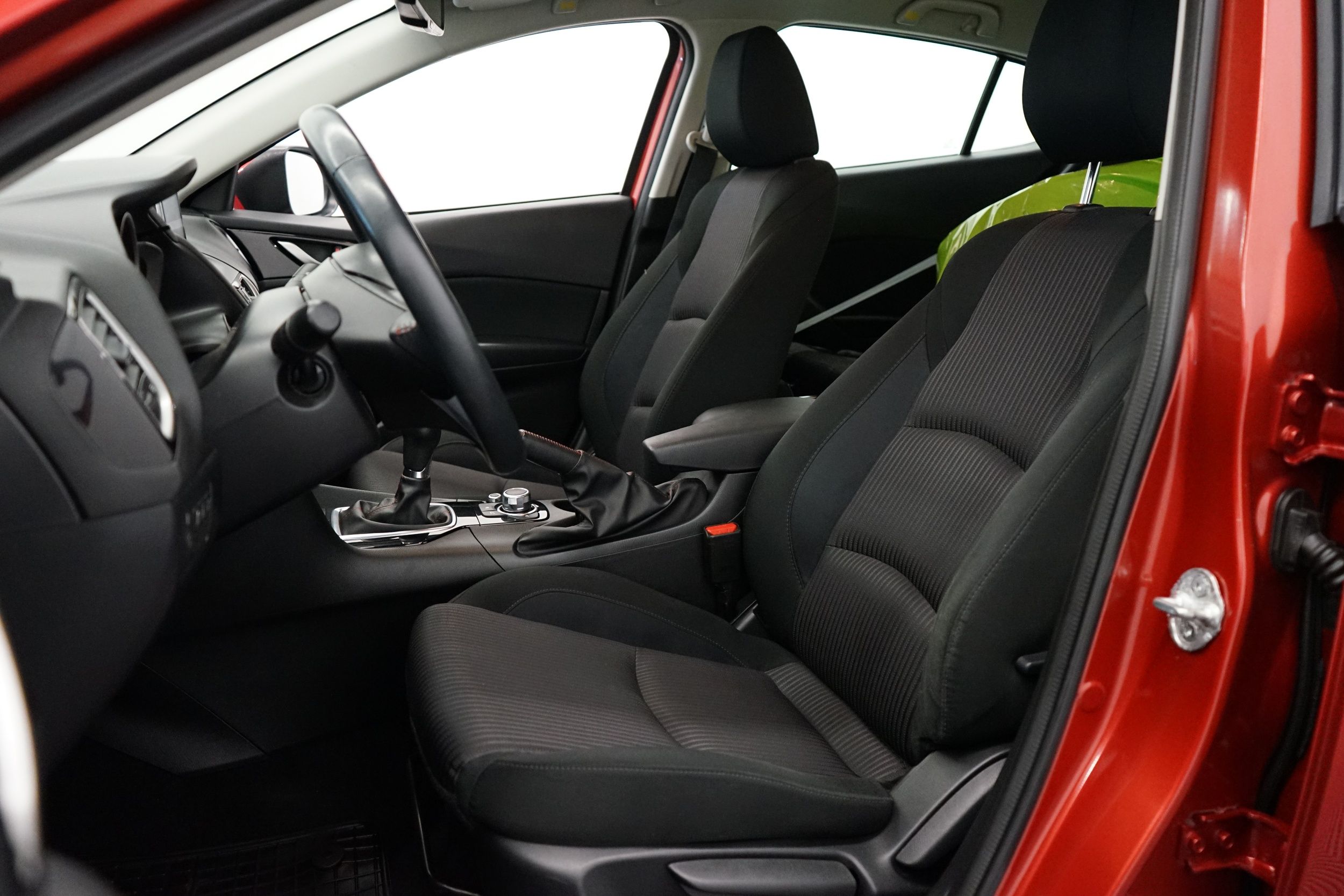 Mazda 3 2015, kuva 6/20