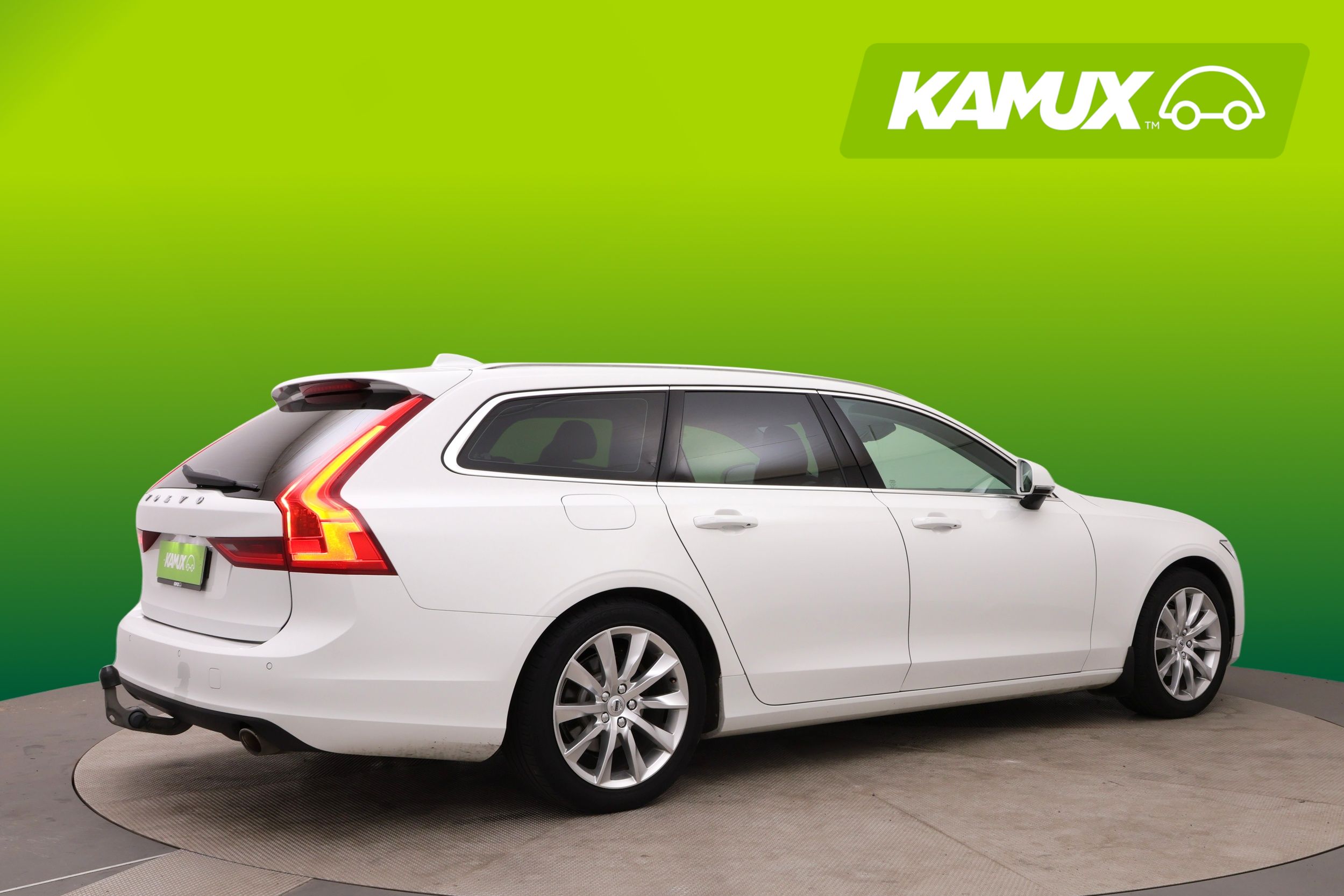 Volvo V90 D3 Momentum Aut. 2017, photo 2/22