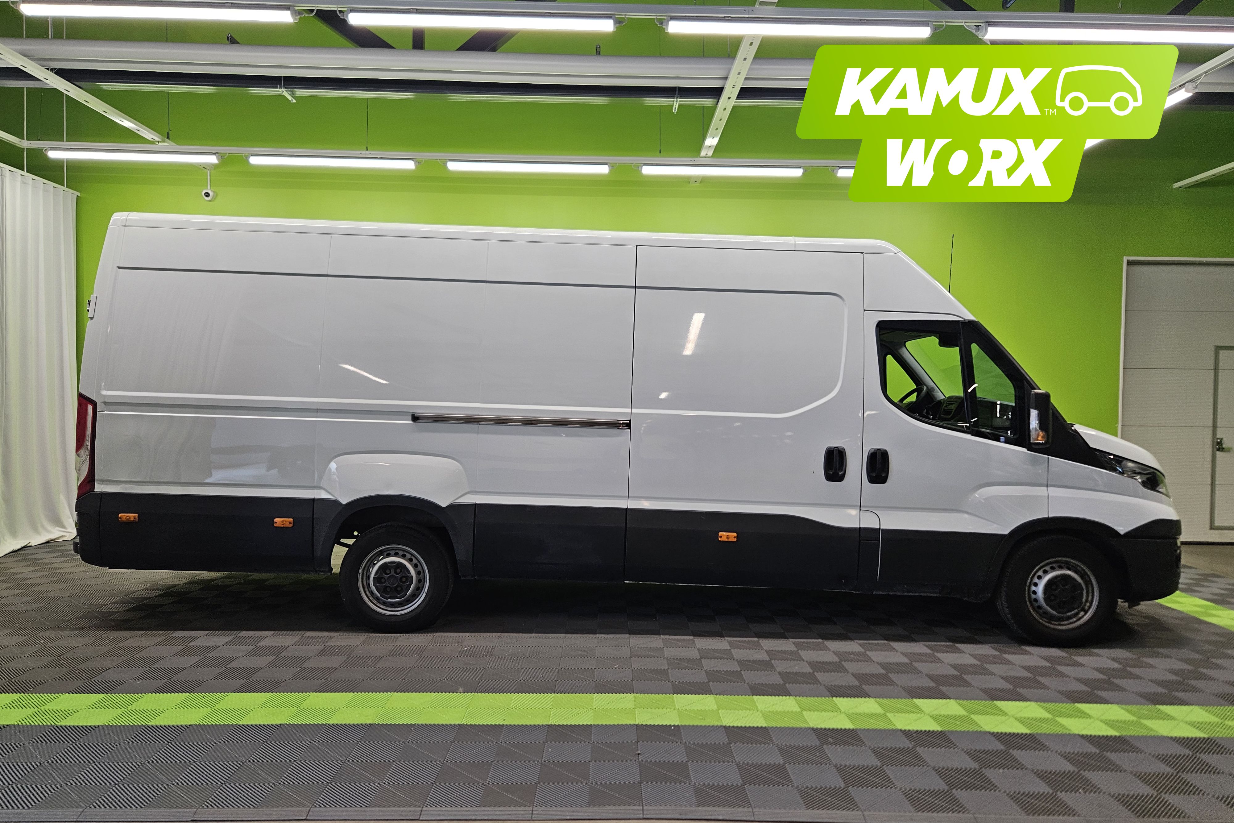 Iveco Daily 2.3 35S15 Pitkä 2016, photo 2/19
