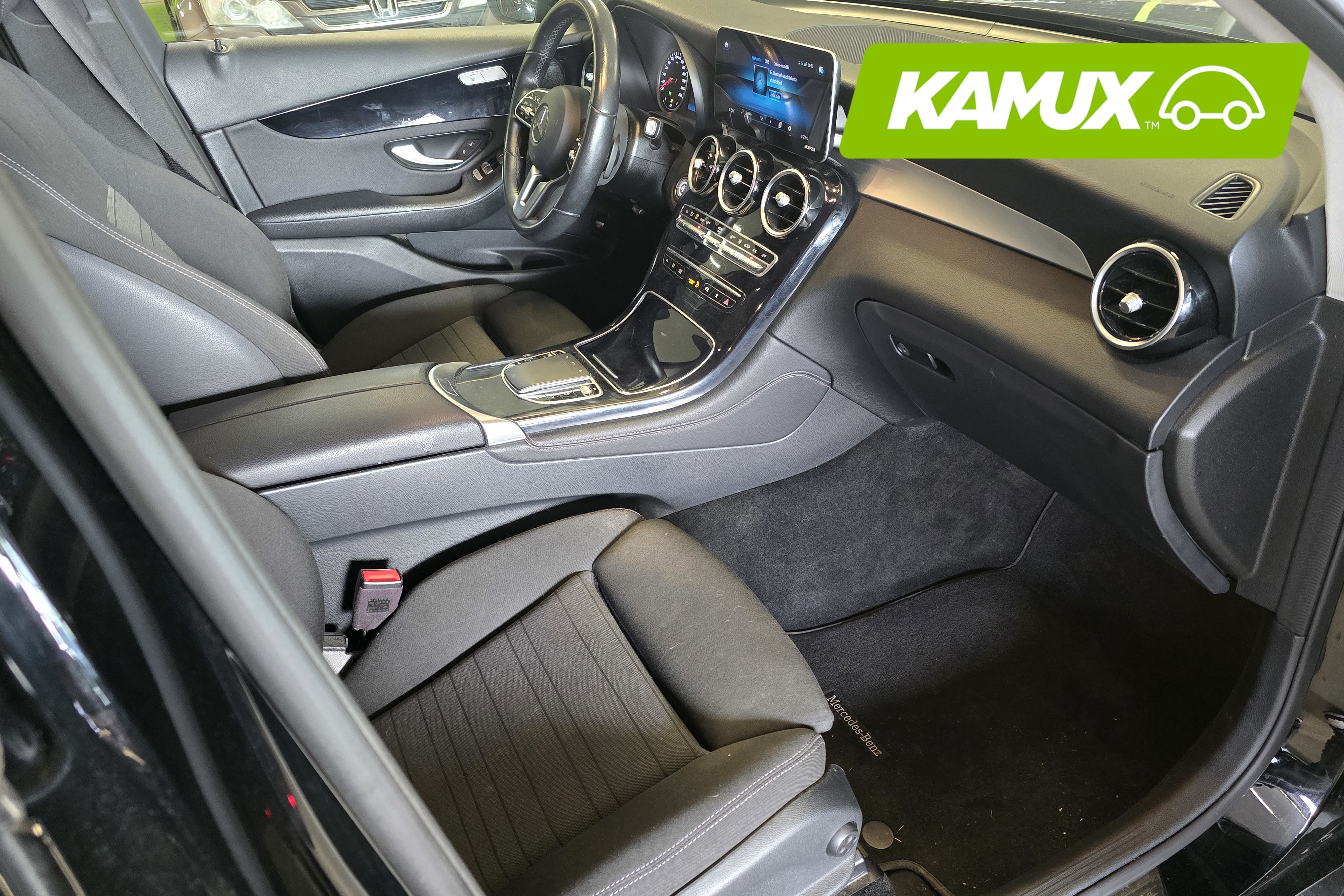 Mercedes-Benz GLC 2021, kuva 6/7