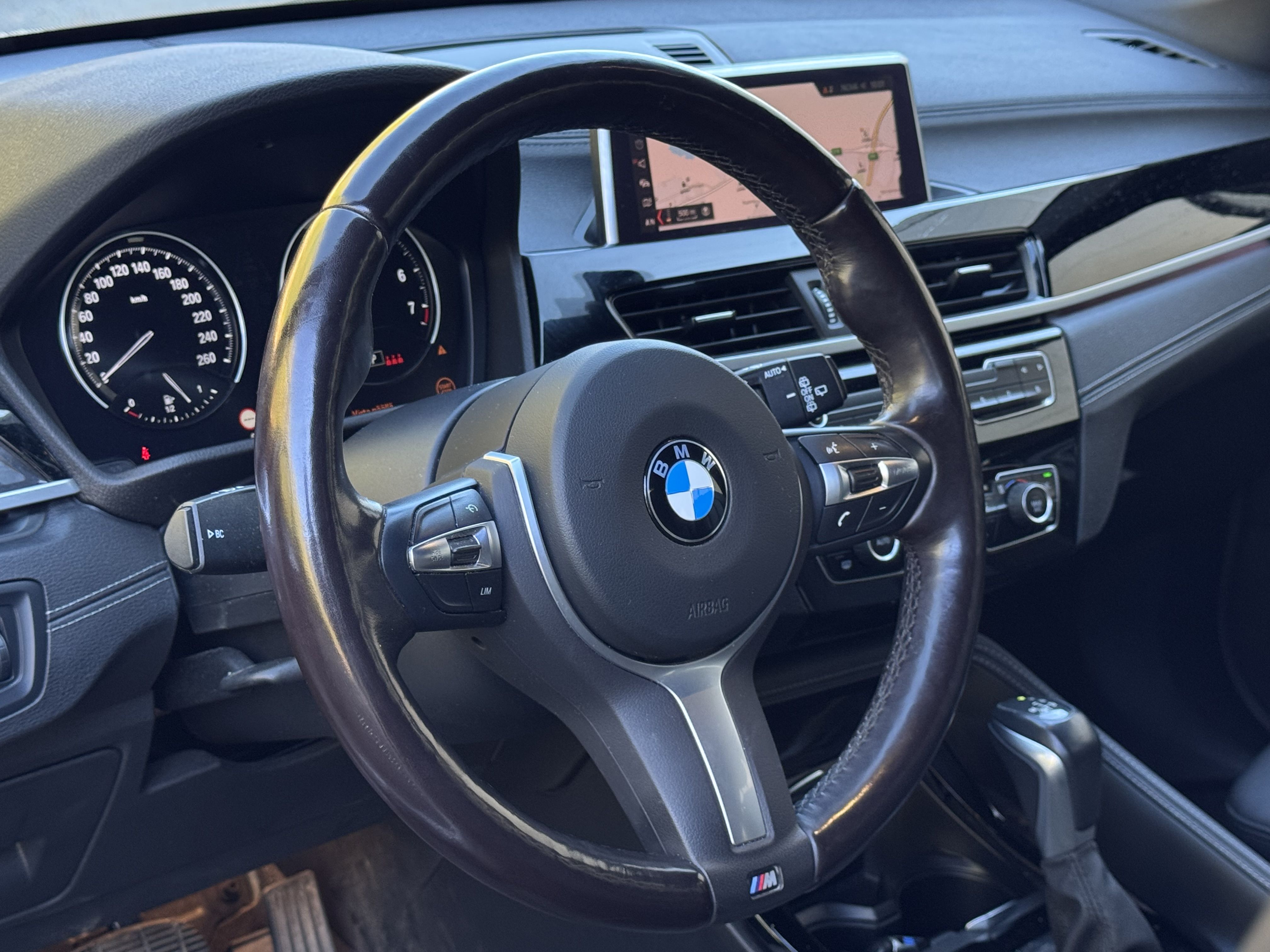 BMW X1 2022, photo 4/6