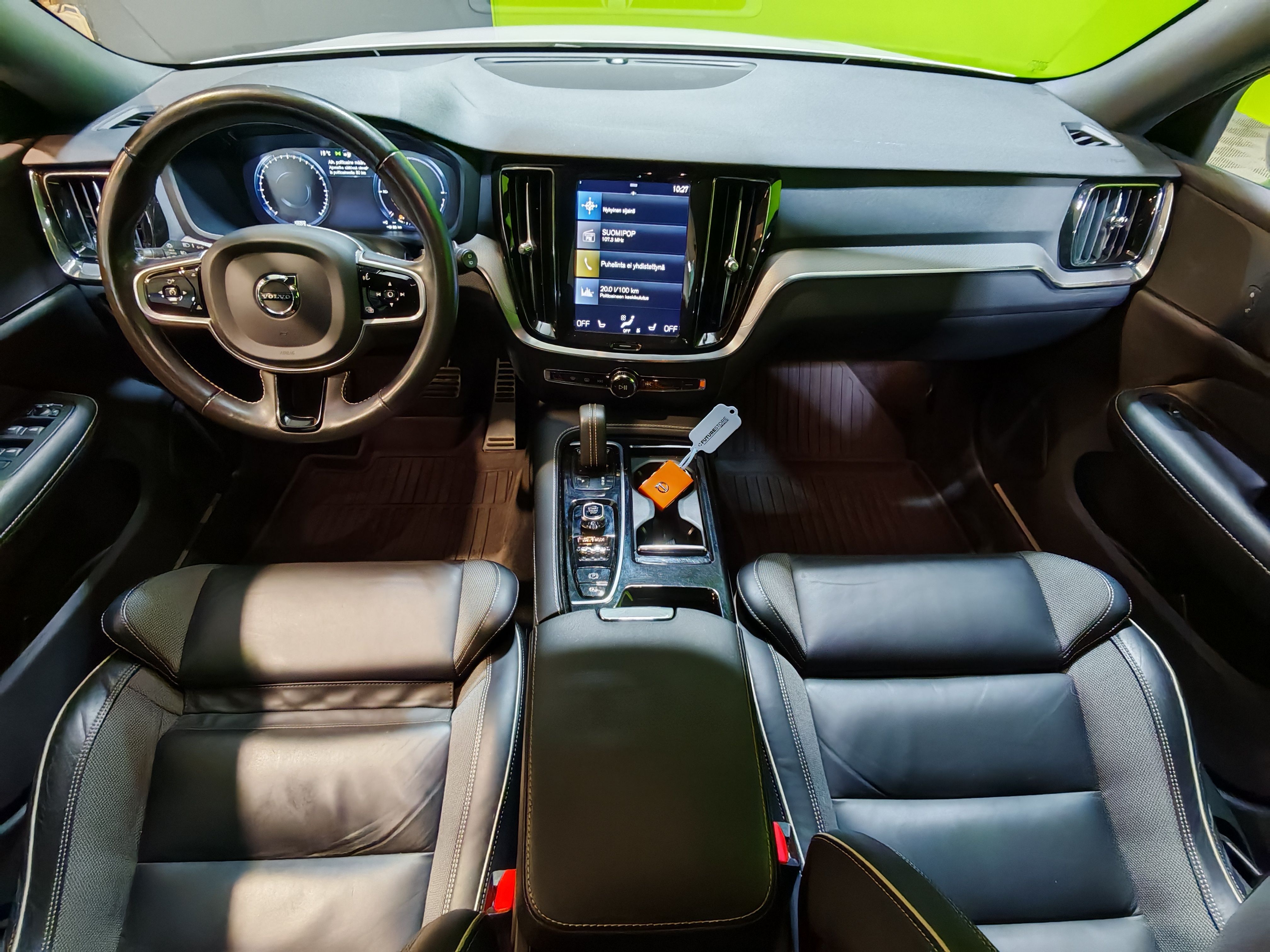 Volvo V60 2021, kuva 7/23